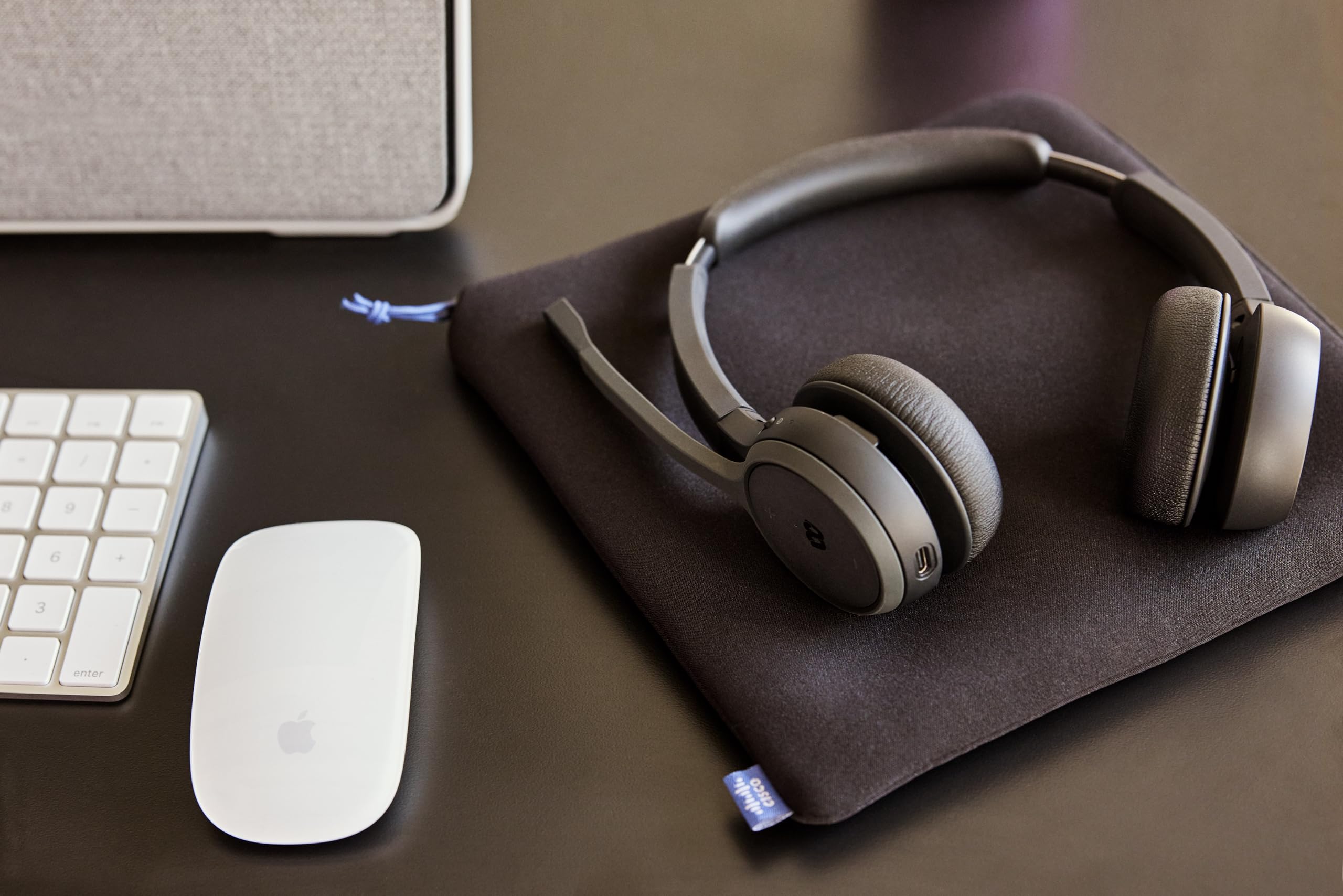 Cisco 722 Wireless Dual On-Ear Bluetooth Headphones with Webex Button - USB-A HD Bluetooth Adapter, Soft Case & Charging Stand - Carbon Black (HS-WL-722-BUNAS-C) - Ideal for Remote Work, Video Conferencing & Office Use