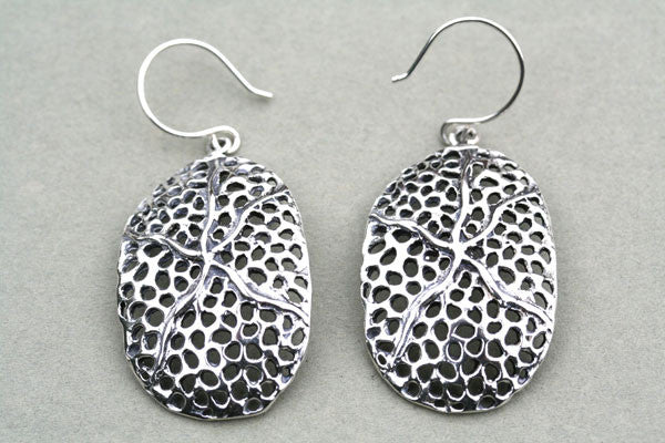Stylish Convex Oval Detailed Earrings in Sterling Silver - Perfect for Parties, Weddings & Everyday Wear