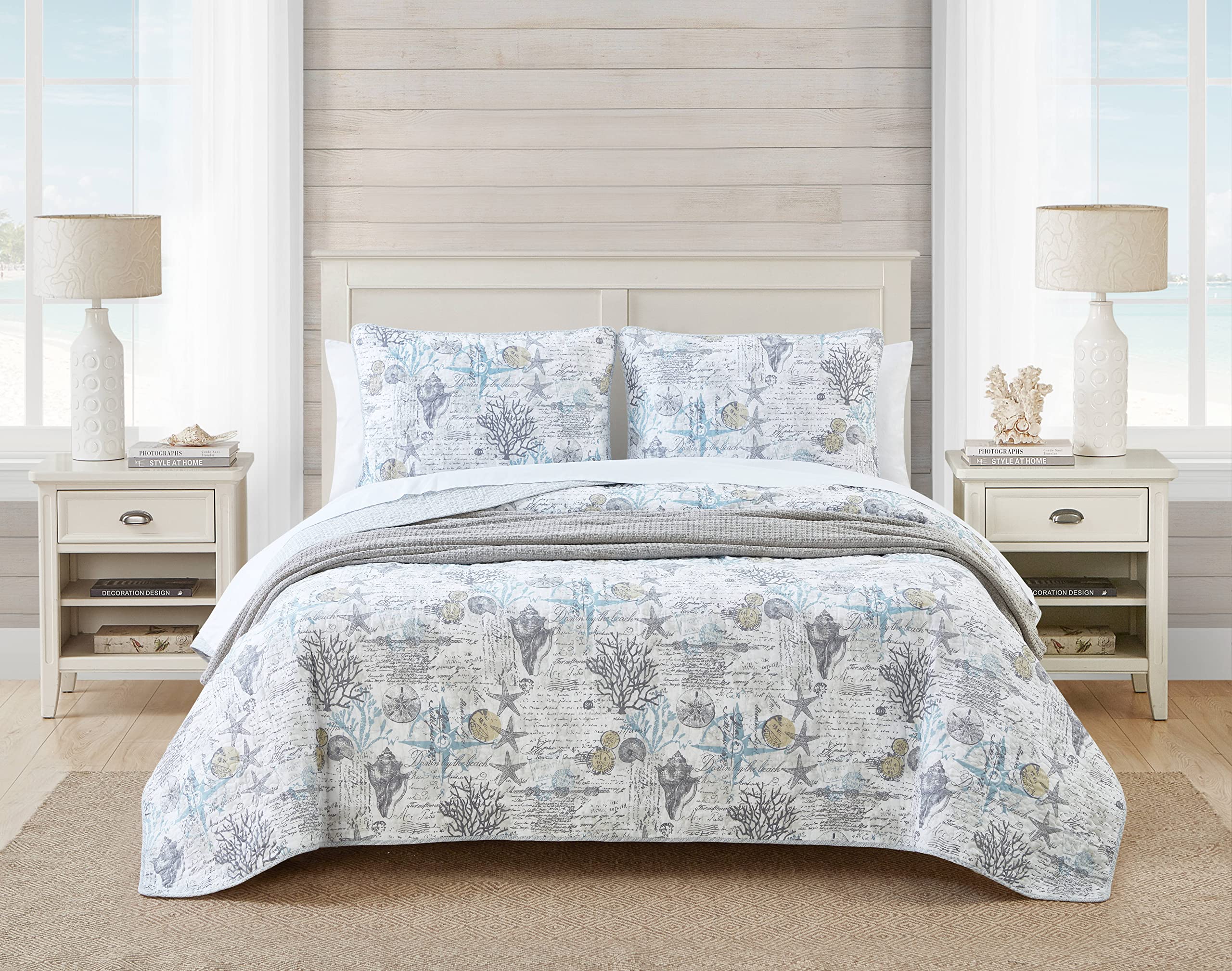 Tommy Bahama Reversible Queen Quilt Set - 100% Cotton Beach Themed Bedding with Matching Shams, All-Season Comfort in Beach Bliss Grey | Perfect for Coastal Bedrooms, Guest Rooms & Vacation Homes