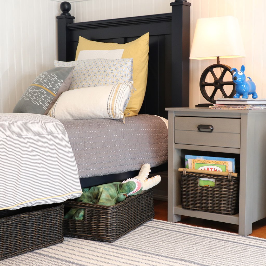 Large Wicker Storage Basket 22x16.5x7 Inches - Under Bed Organizer, Antique Walnut Brown - Perfect for Bedroom Closet, Laundry, Toys & Blanket Storage