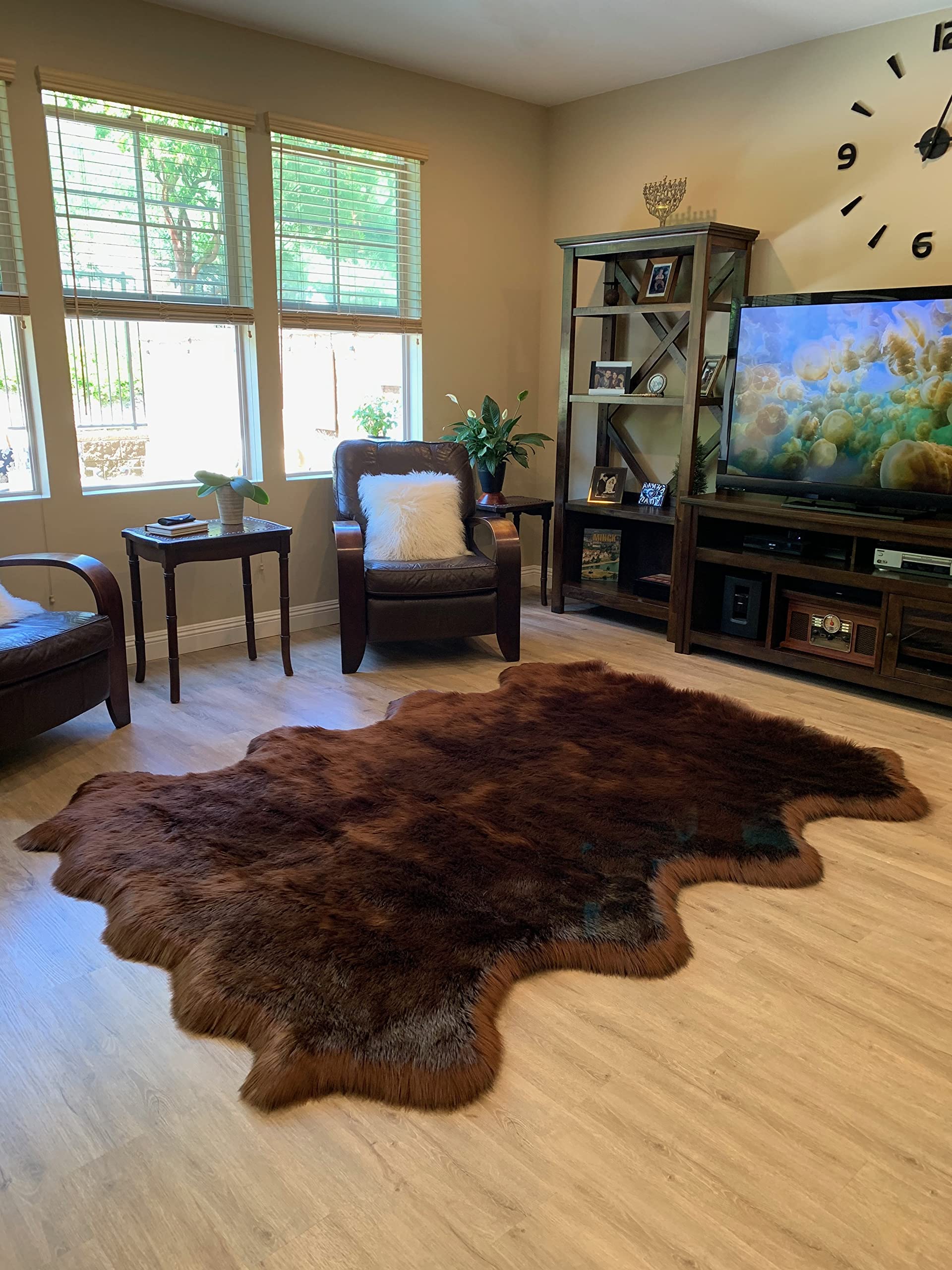LAMBZY Faux Sheepskin Rug - Super Soft Hypoallergenic Shaggy Carpet for Living Room, Nursery, Bedroom & Sofa - 6'x8' Brown Octo 8 Pelts - Cozy Home Decor, Perfect for Kids Play Area & Winter Floor Warmth