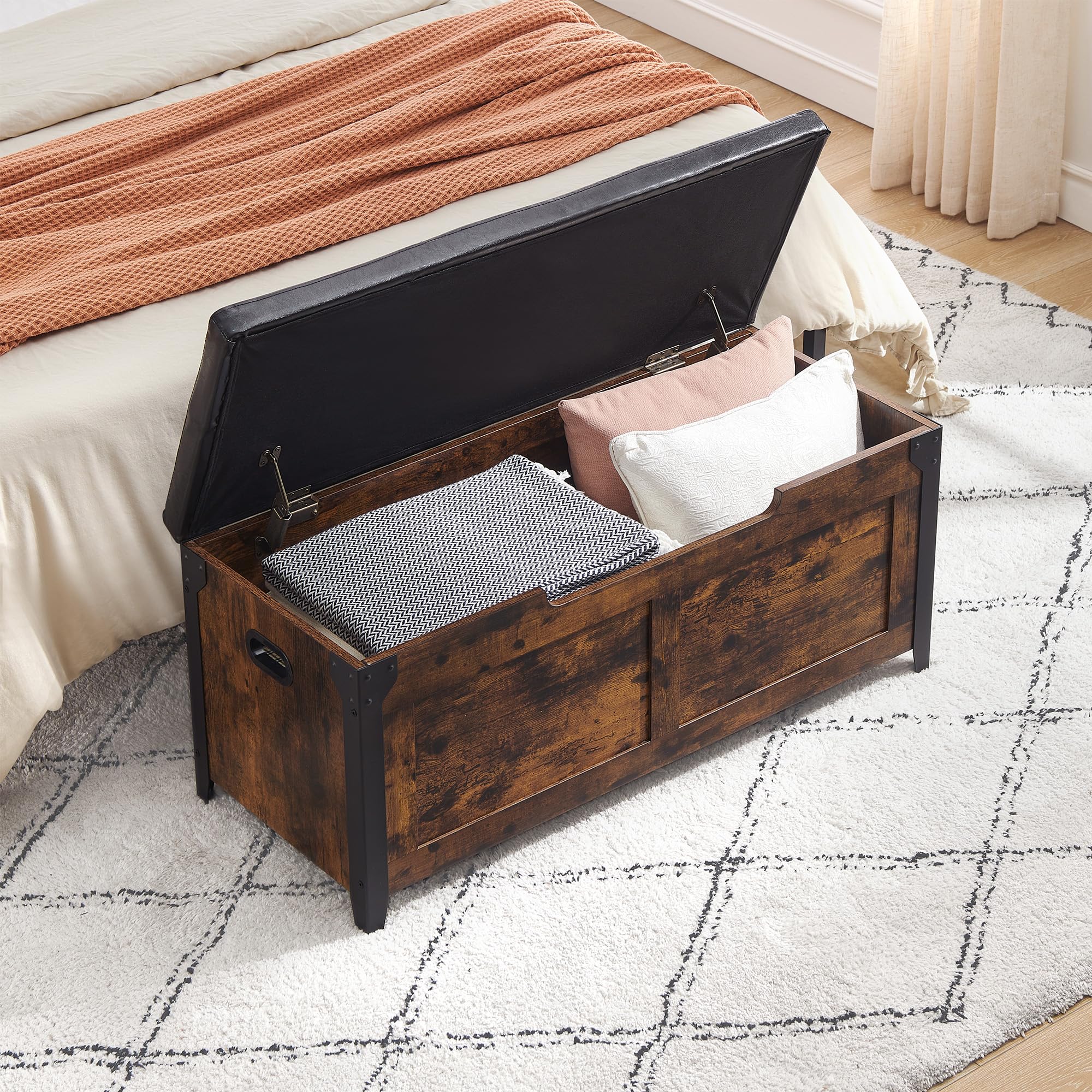 GAOMON Wooden Storage Bench with Seating & 2 Safety Hinges - Entryway Storage Ottoman, Farmhouse Style Chest Trunk for Bedroom & Living Room - Perfect for Hallway Organization & Cozy Home Decor (Retro Brown)