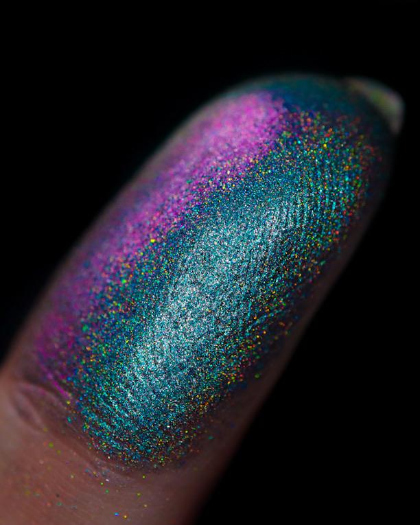 Multi Chrome Loose Eyeshadow Lullaby - Highly Pigmented Shimmering Eyeshadow for Makeup Artists & Beauty Lovers - Perfect for Night Out, Party & Special Occasion Makeup Looks