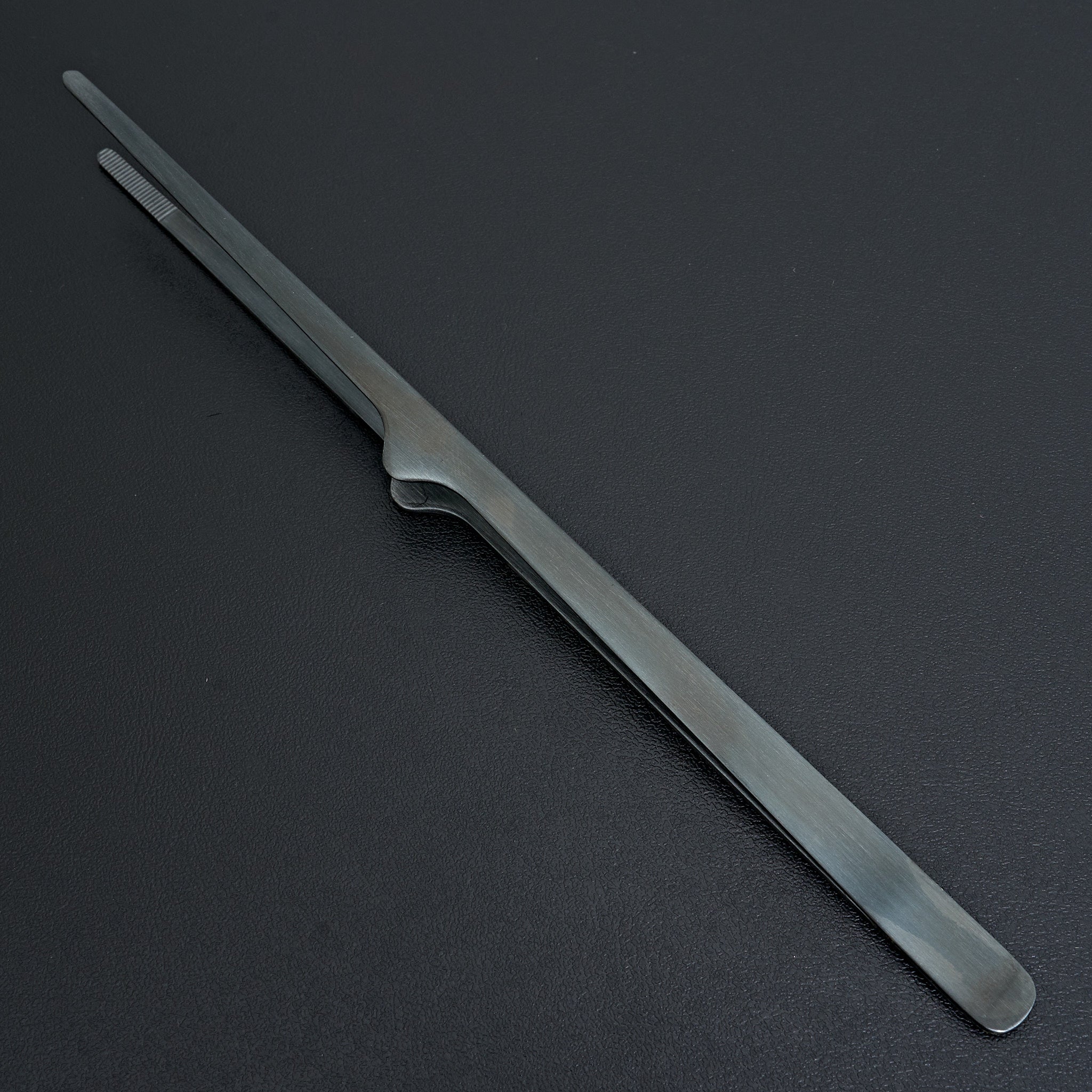 Gestura 10 Stand Tweezers - Gunmetal Stainless Steel Precision Tweezers for Eyebrows, Splinters & Crafts - Perfect for Salon, DIY & First Aid Kits