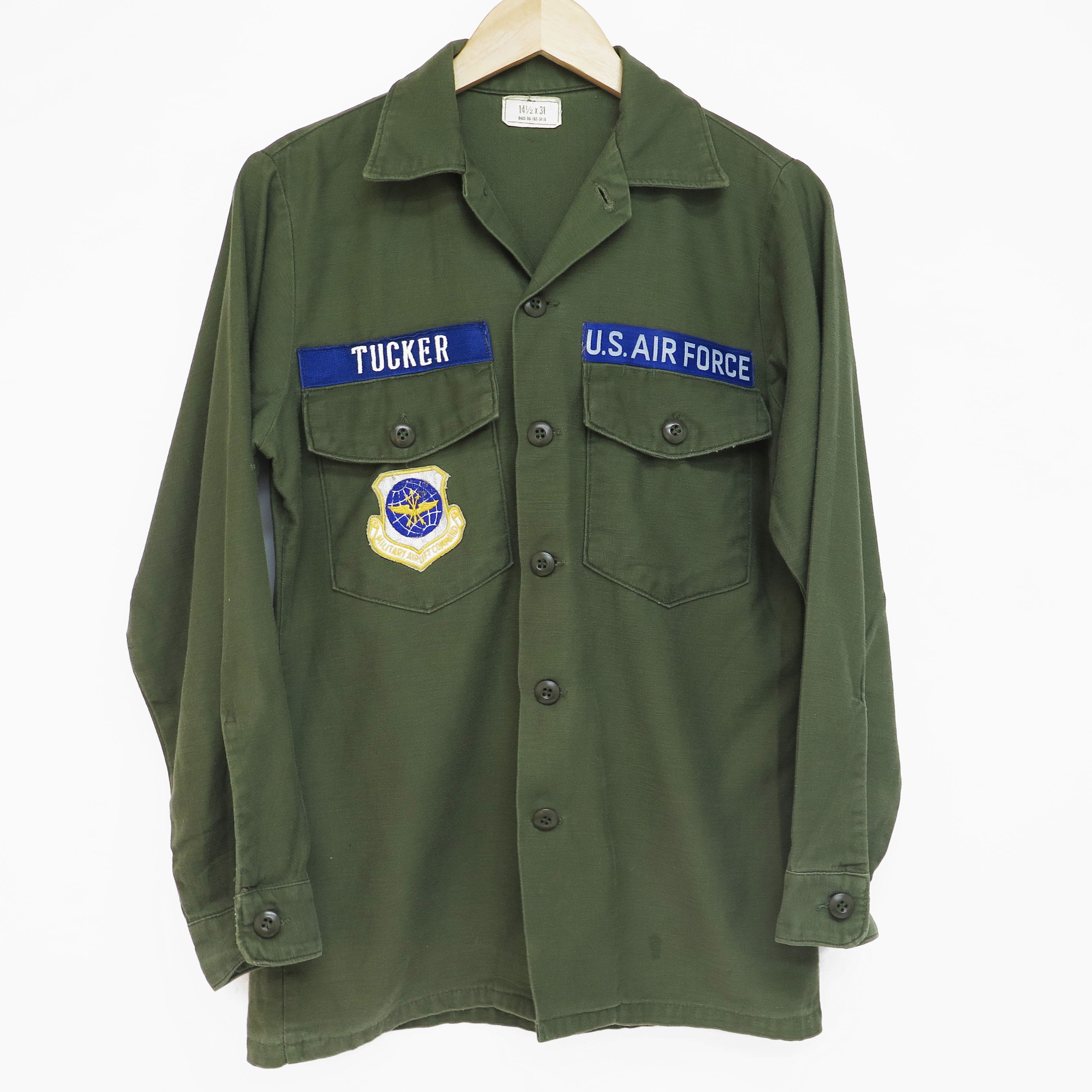 Vintage USAF US Air Force Utility Shirt P-64 P64 1975 Vietnam War Military Airlift Command Patch - Size 14.5x31 - Authentic Military Collectible for History Buffs & Reenactments