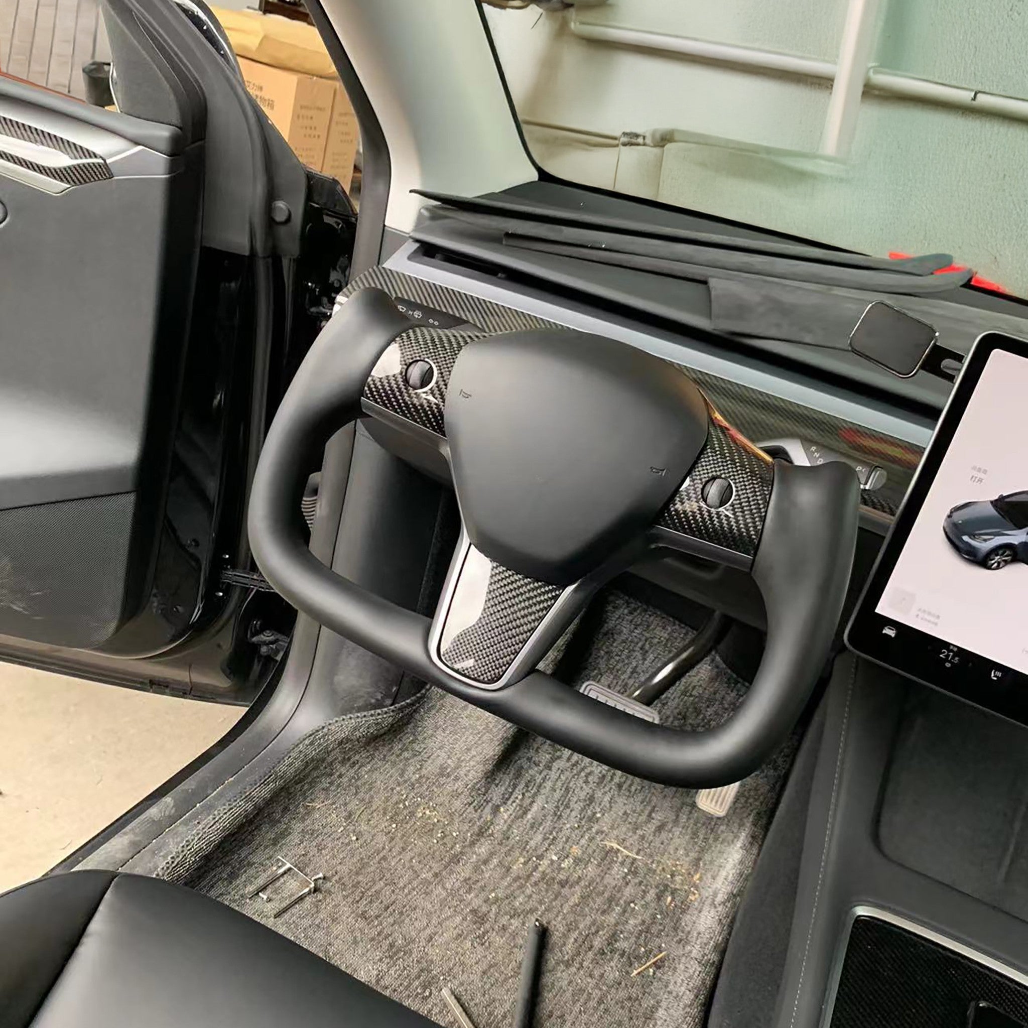 Premium Custom Yoke Steering Wheel for Tesla Model 3 & Model Y - YESLAK | Ergonomic Design for Enhanced Driving Comfort & Performance | Perfect for Racing Enthusiasts & Daily Commuters