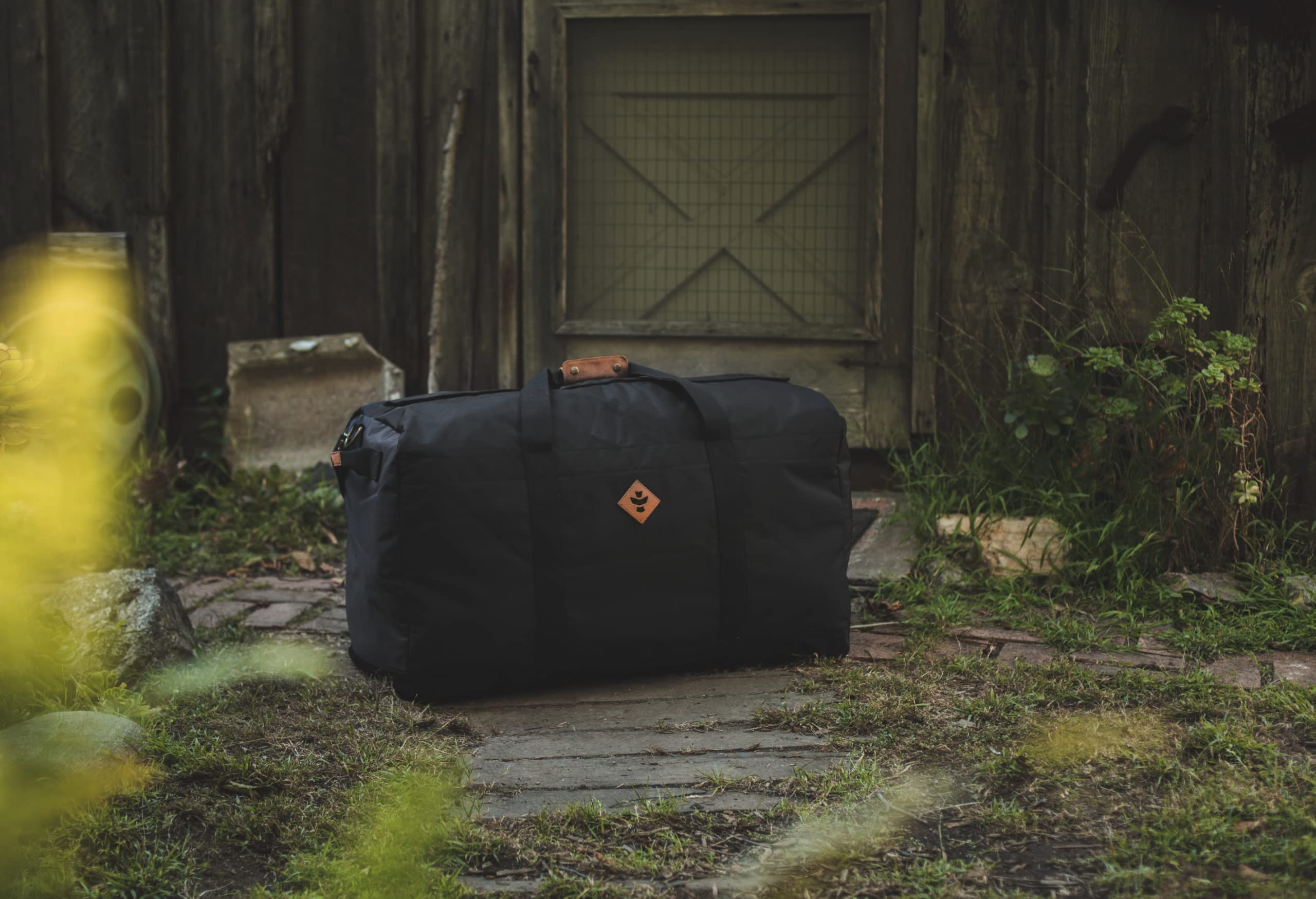 Northerner RV12400 Black XL Duffle Bag - Heavy Duty Travel Duffel for Camping, Gym & Outdoor Adventures