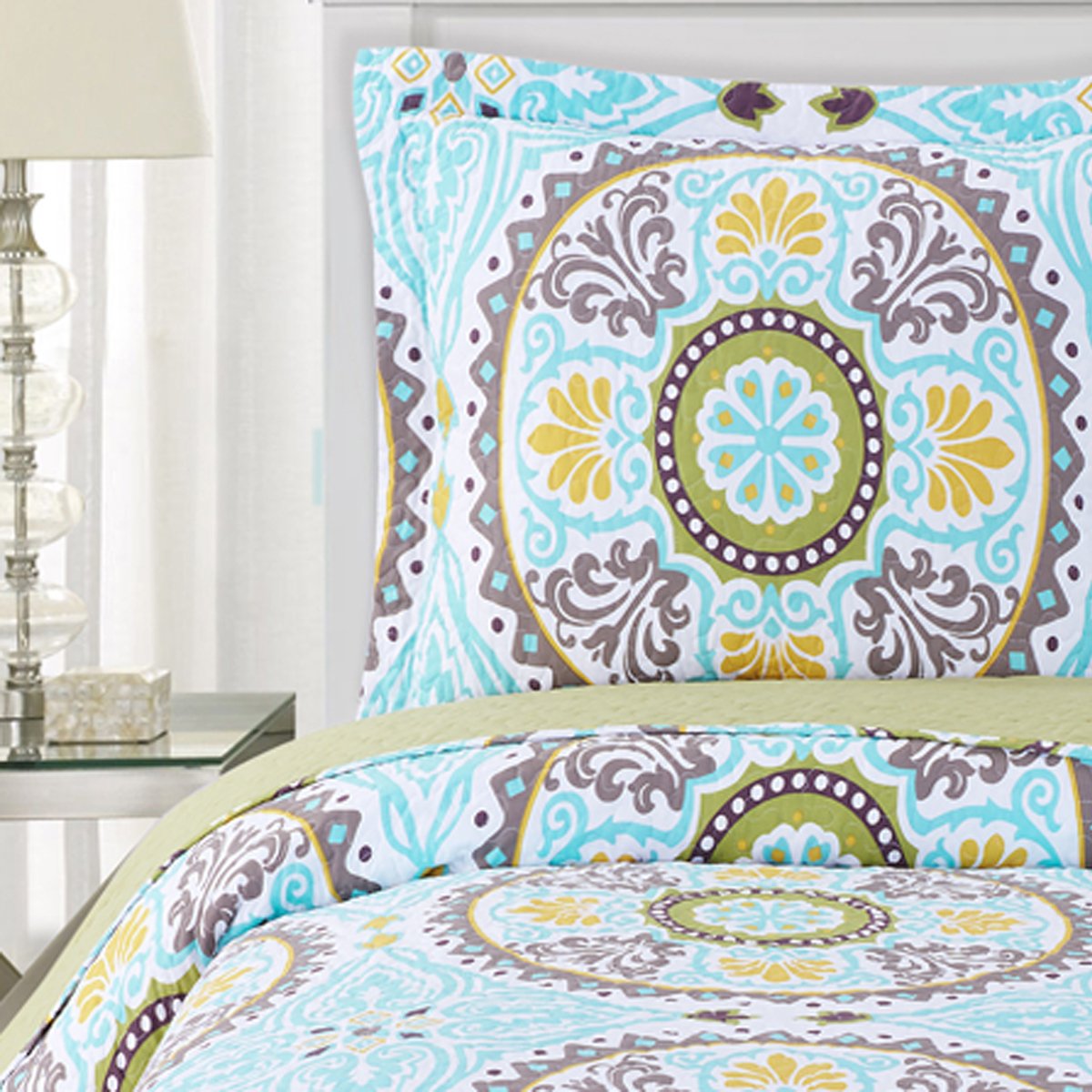 Reversible Oversized Quilted Bedspread Coverlet Set with 2 Pillow Shams - Full/Queen Size in Blue & Sage - Cozy Bedroom Decor for Master Bedroom or Guest Room
