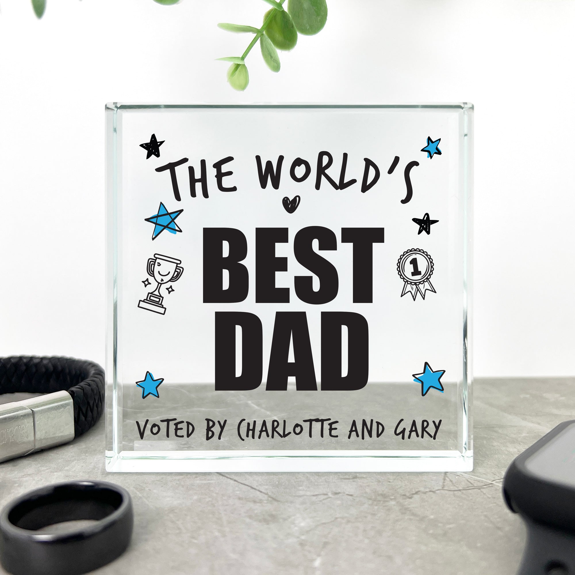 Personalized The World's Best Dad Crystal Token - Engraved Gift for Father's Day, Birthday & Retirement - Perfect for Desk Display & Sentimental Keepsake