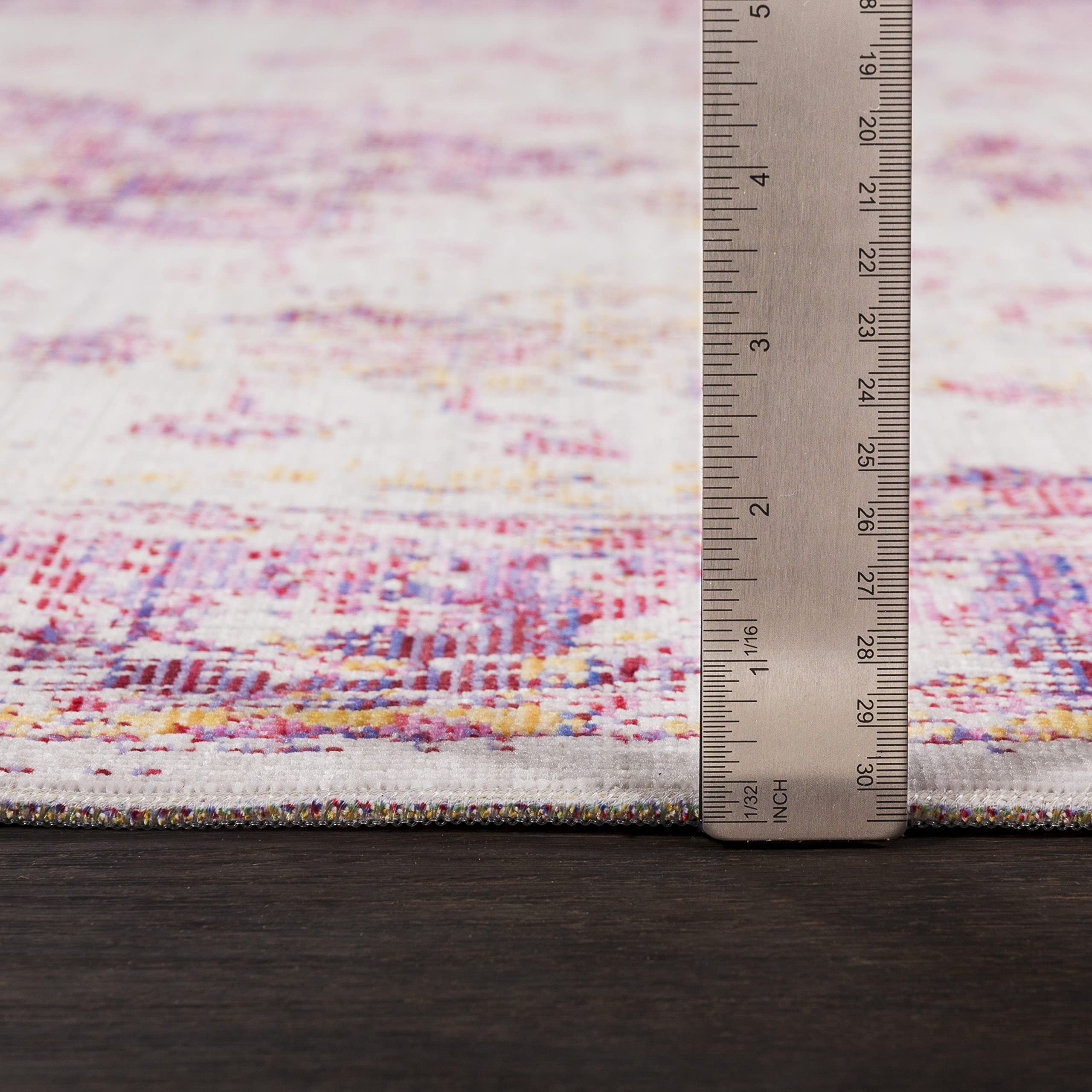 Mark&Day Traditional Bright Pink Area Rug 2x3 ft - Soft Non-Slip Living Room Carpet, Bedroom Rug, Kitchen Floor Mat - Perfect for Home Decor, Dorm & Office (2' x 2'11