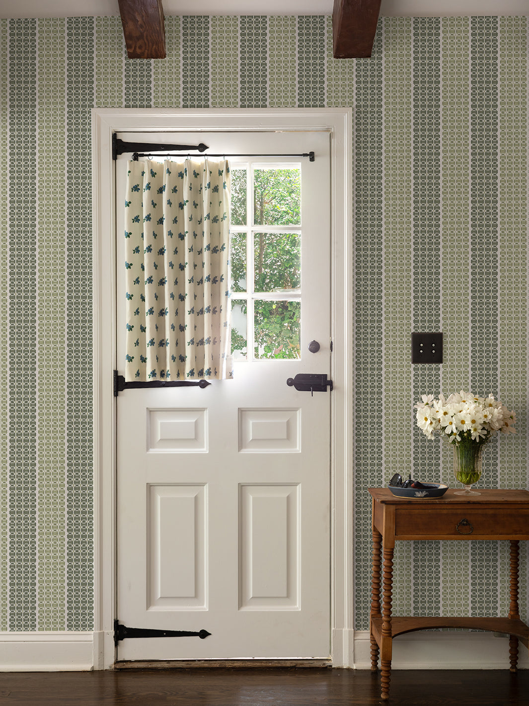 Nathan Turner Green Medallion Stripe Wallpaper - Peel & Stick Removable Wallpaper for Bedroom, Living Room, Nursery Decor