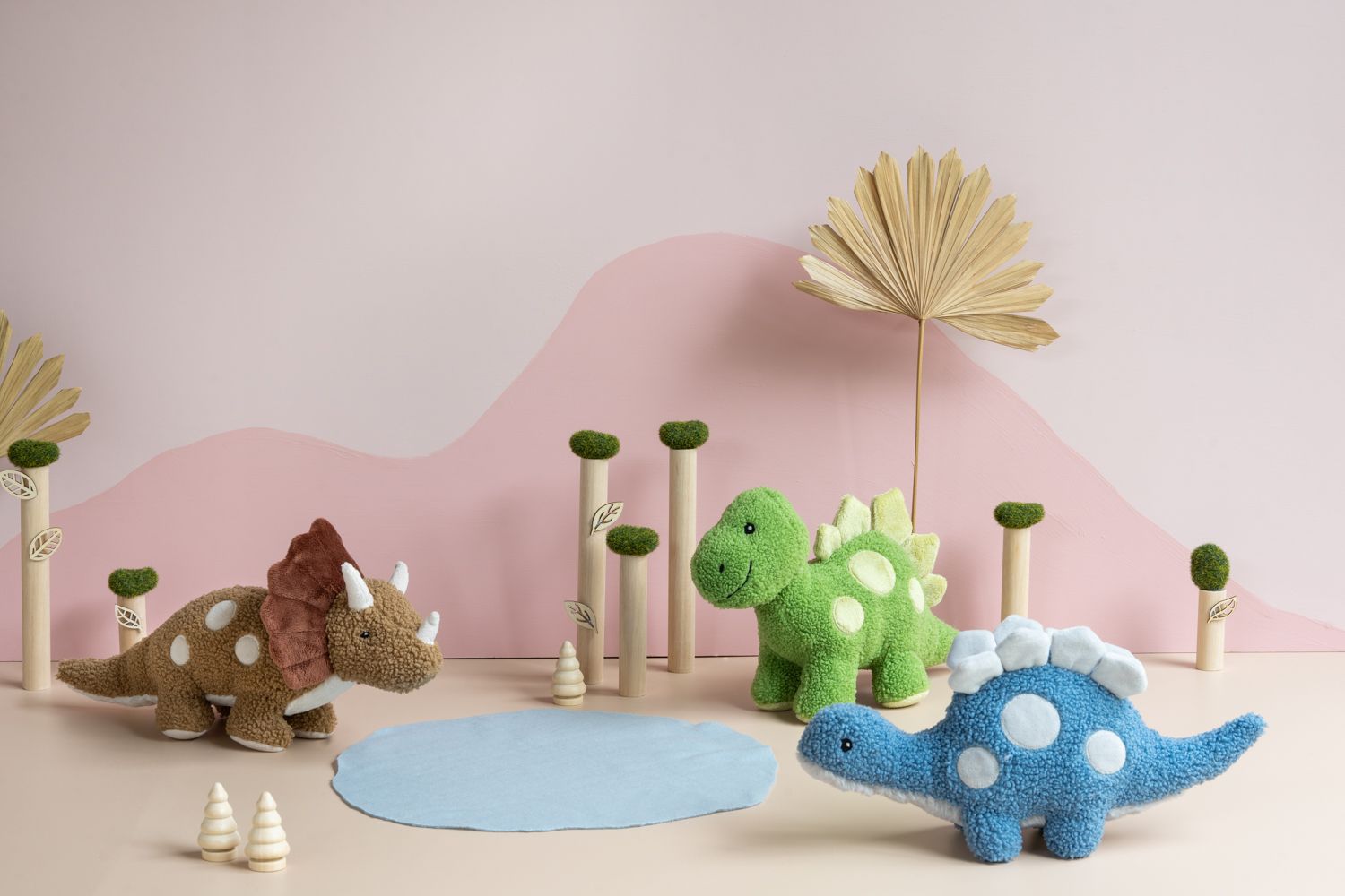 Thomas the Triceratops Plush Dinosaur Toy - Soft Brown Stuffed Animal for Kids | Perfect for Bedtime, Playtime & Dinosaur Themed Parties