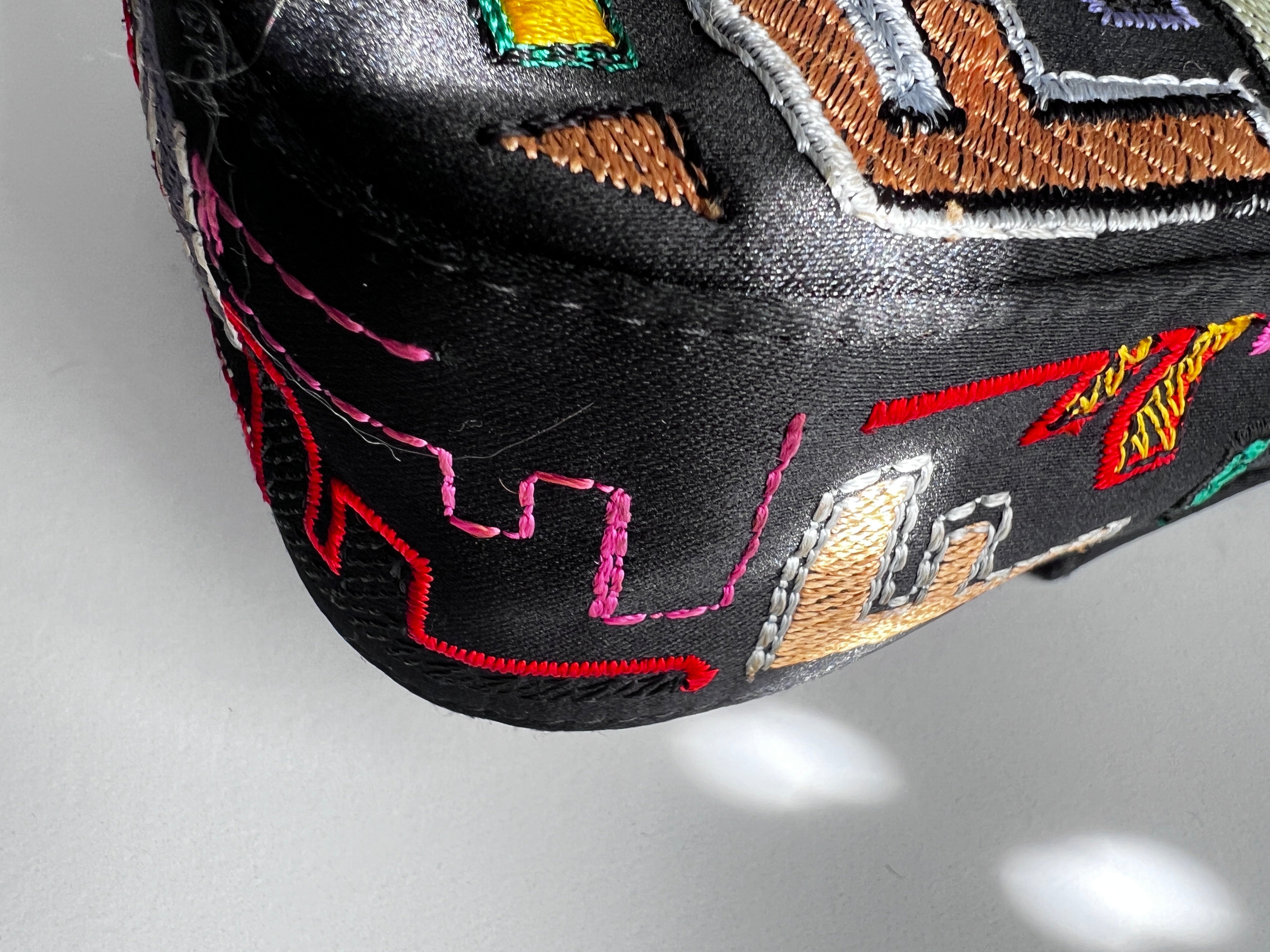 Fendi Multicolor Embroidered F Logo Baguette Bag - Stylish Crossbody Purse for Women, Perfect for Parties, Dates & Everyday Use