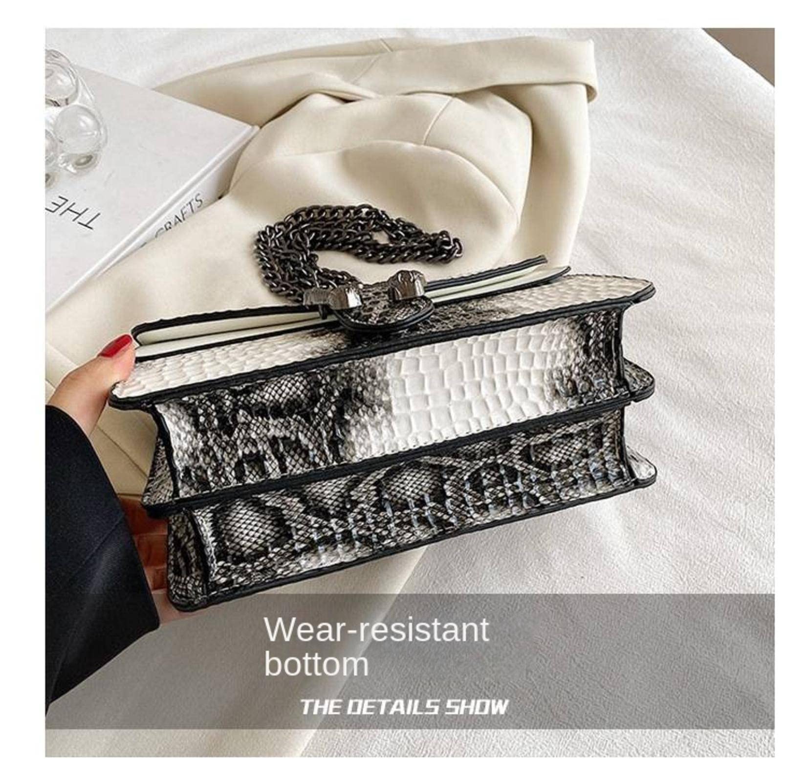 MMKJHNBHQ Women's Snake Leather Crossbody Shoulder Bag - Small Square Chain Clutch Purse for Evening Parties, Date Night & Daily Use