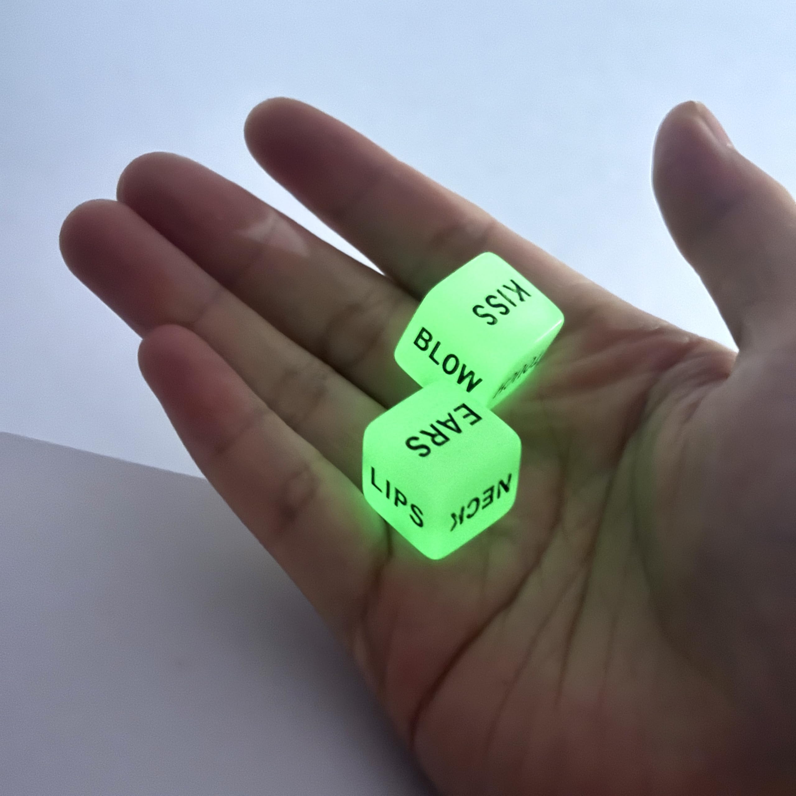 Romantic Couple Board Game for Date Night - Fun Sex Dice Game for 2 Players | Enhance Intimacy & Spice Up Your Relationship | Perfect for Anniversary Gifts, Valentine's Day & Romantic Evenings