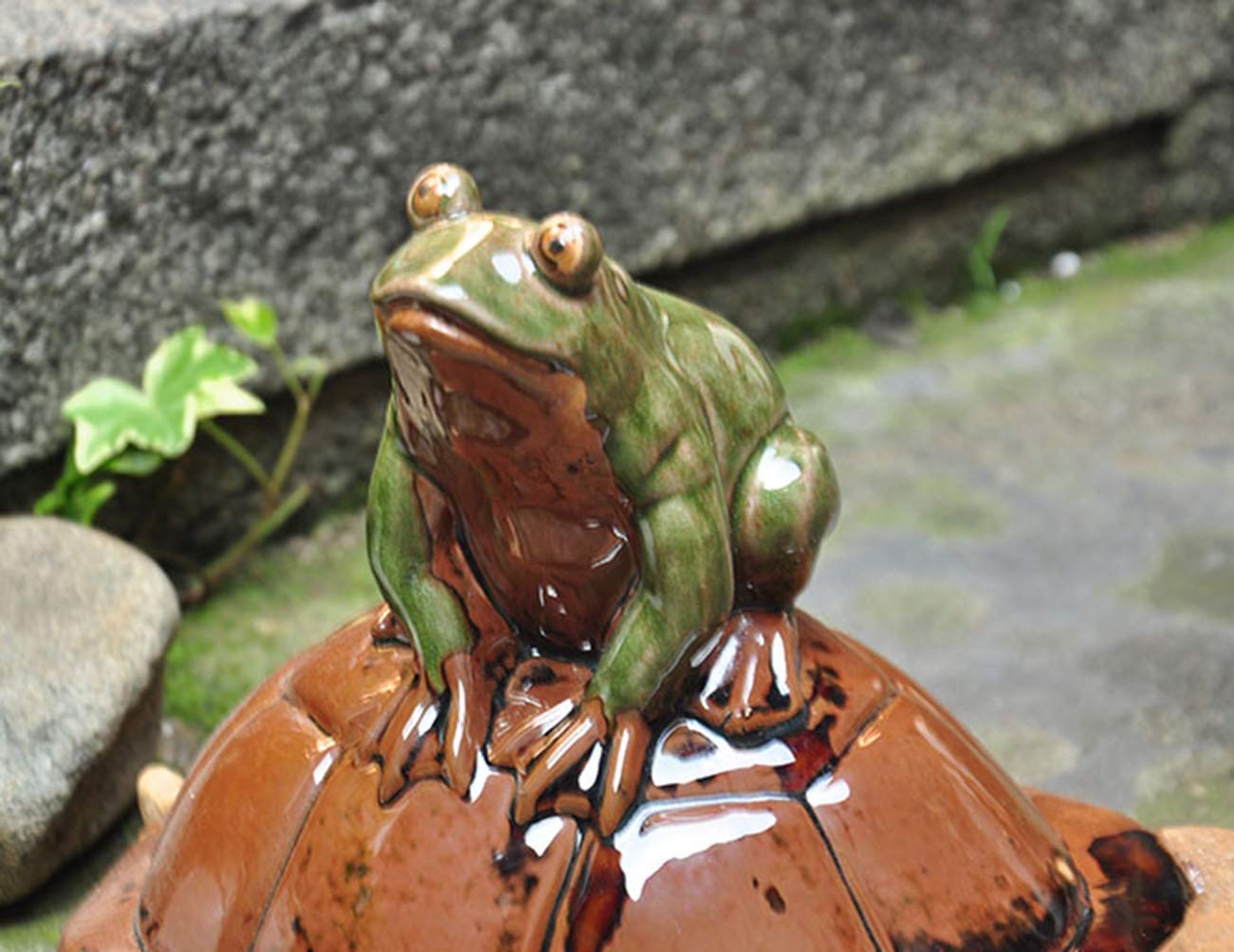 Ceramic Turtle Statue for Garden Decor - Handmade Outdoor Animal Sculpture, Unique Frog Ornament & Novelty Garden Decoration for Patio, Yard, or Lawn Accent
