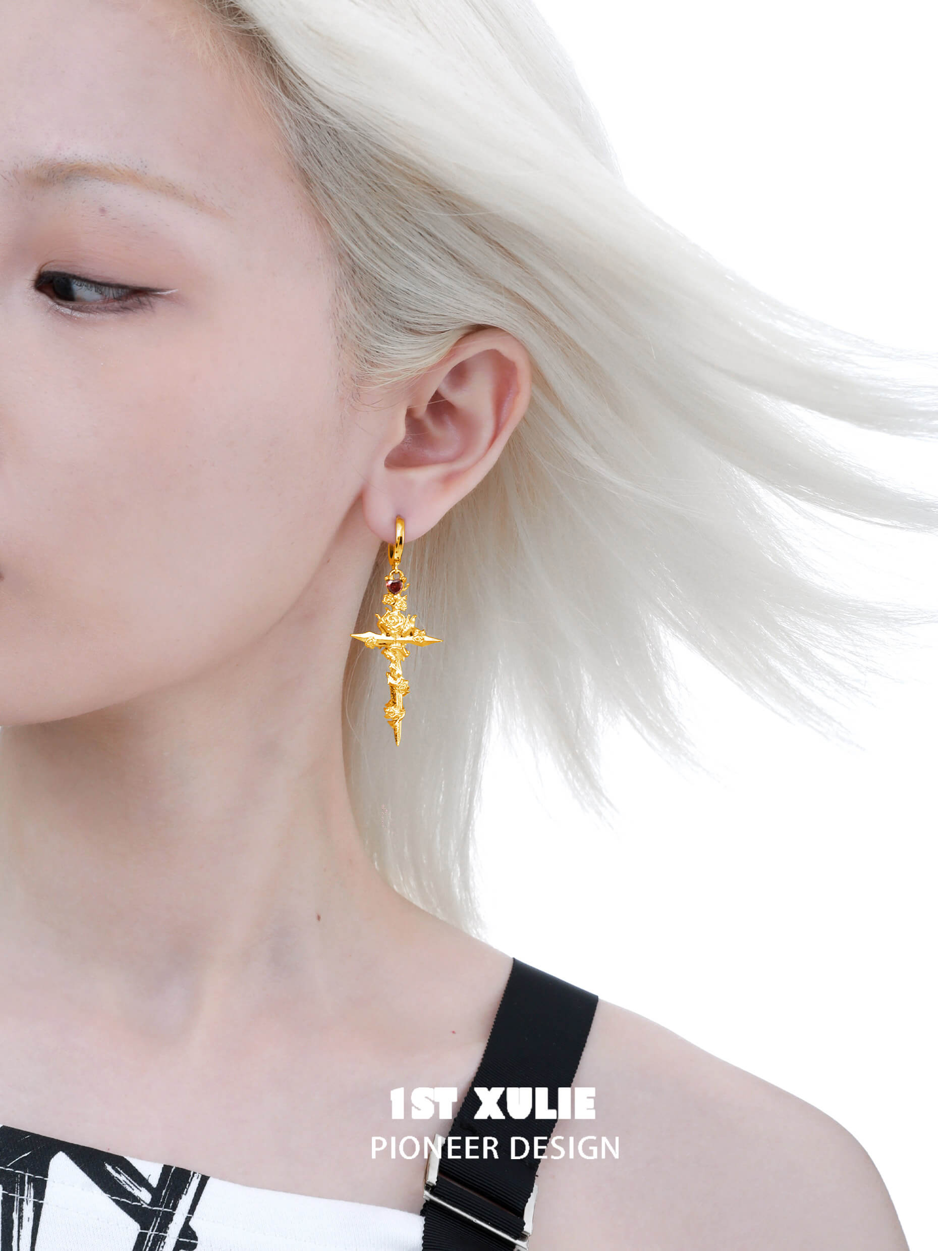 single 24k gold earring