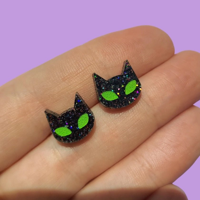 Spooky Cat Stud Earrings for Women - Halloween Jewelry, Cute & Unique Gift for Cat Lovers - Perfect for Parties, Costumes & Everyday Wear