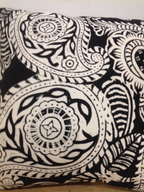 24-Inch Black & White Printed Pillow - Soft & Stylish Home Decor for Living Room, Bedroom, or Office