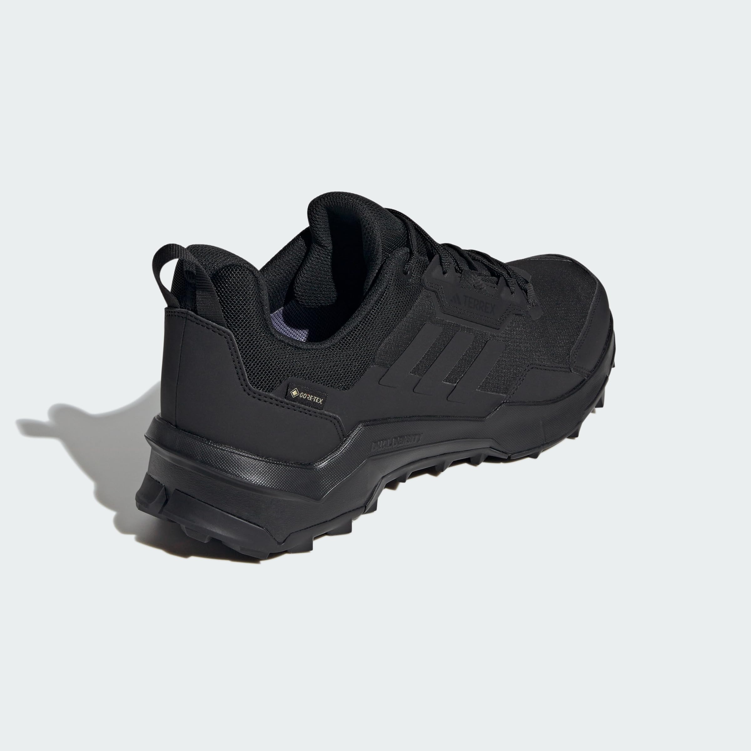 Adidas Men's Phosphere Running Shoes - Lightweight & Breathable for Jogging, Training & Gym Workouts - Perfect for Road Running, Trail & Outdoor Sports