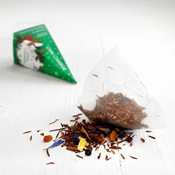 Organic Christmas Tea Gift Set - English Tea Shop Winter Selection (4 Flavors, 12 Tea Bags) - Holiday Tea Collection for Gifting, Cozy Nights & Festive Gatherings