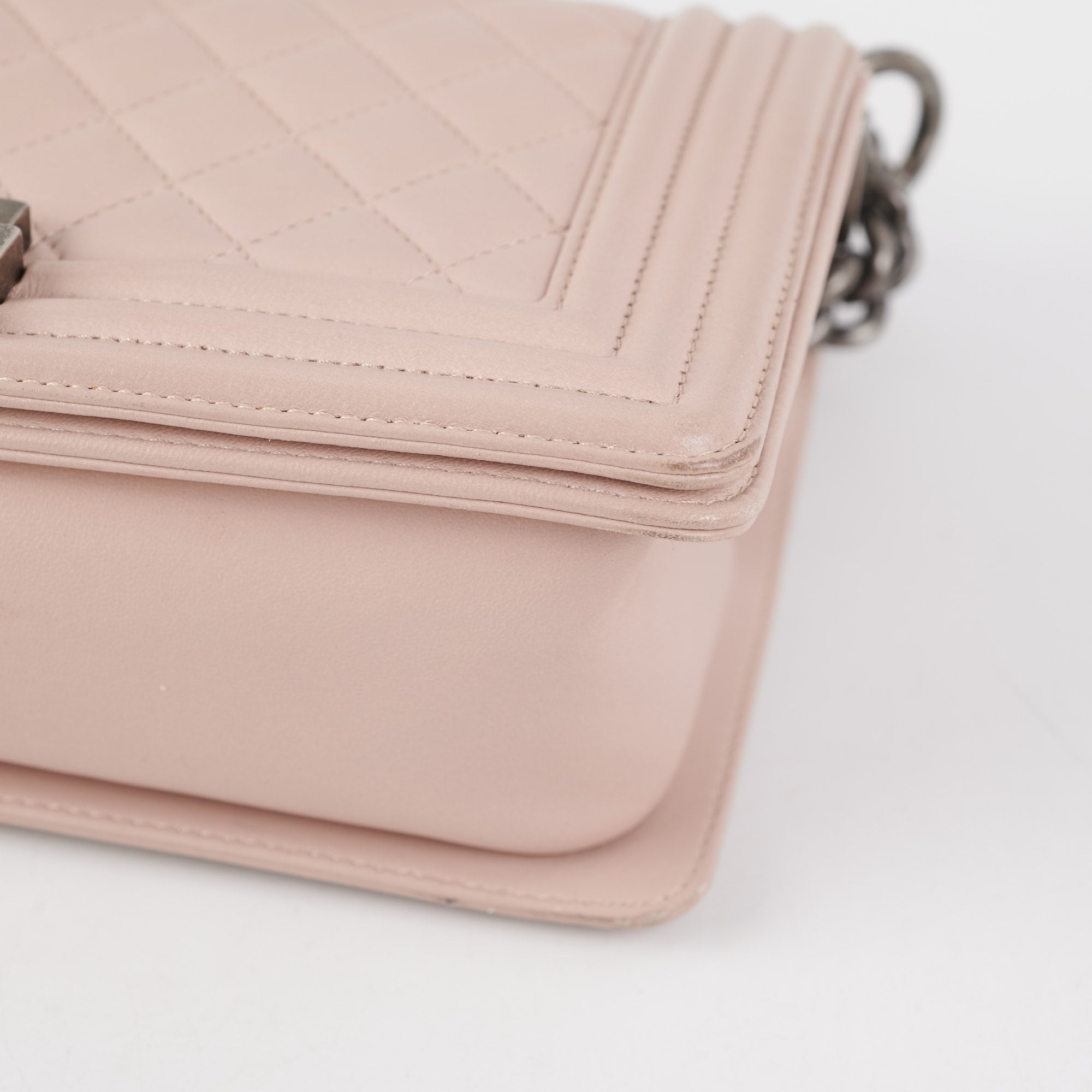 Chanel Quilted Boy Bag Old Medium Size in Light Pink - Luxury Crossbody Handbag for Women, Perfect for Date Night & Special Occasions