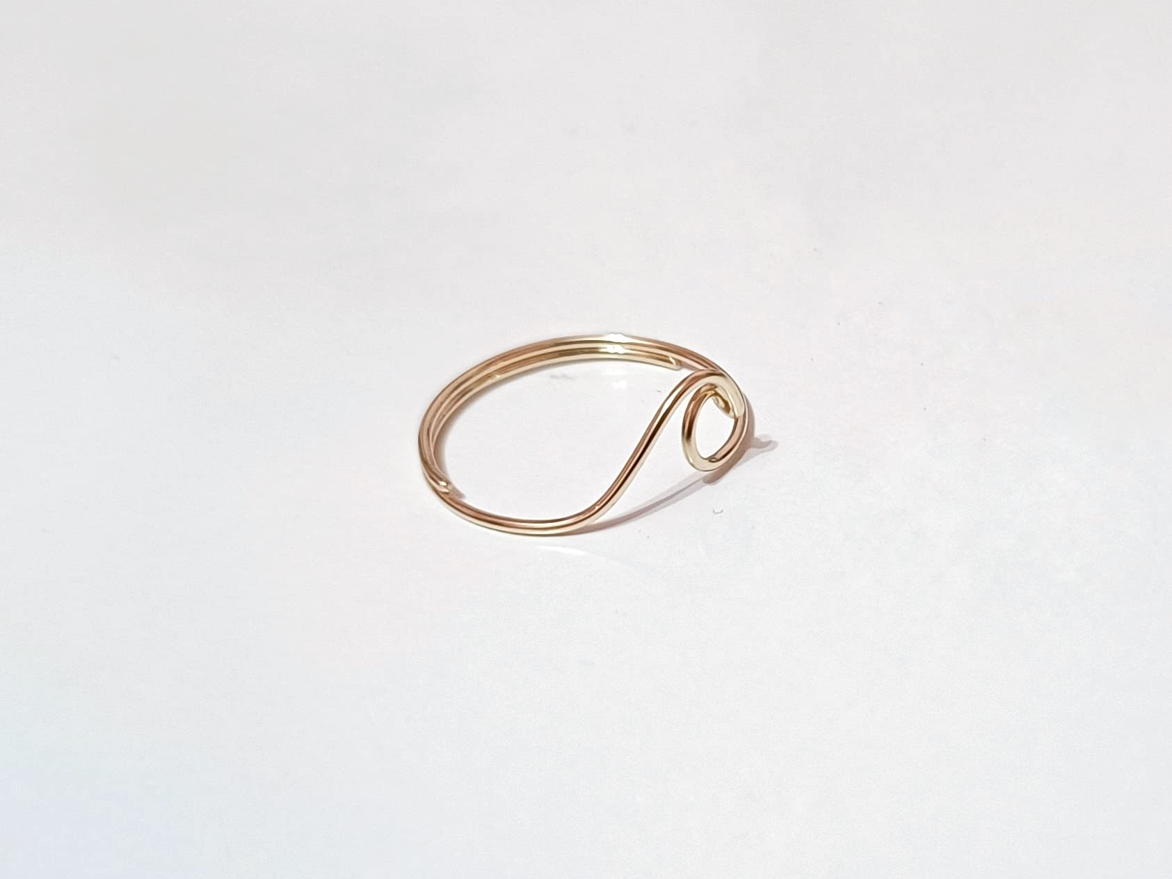 14K Rose Gold Filled Wave Toe Ring - Handmade Ocean Wave Surfer Jewelry - Minimalist Stacking Rings for Beach Lovers - 925 Sterling Silver Toe Ring for Women - Perfect for Summer Vacations & Boho Fashion
