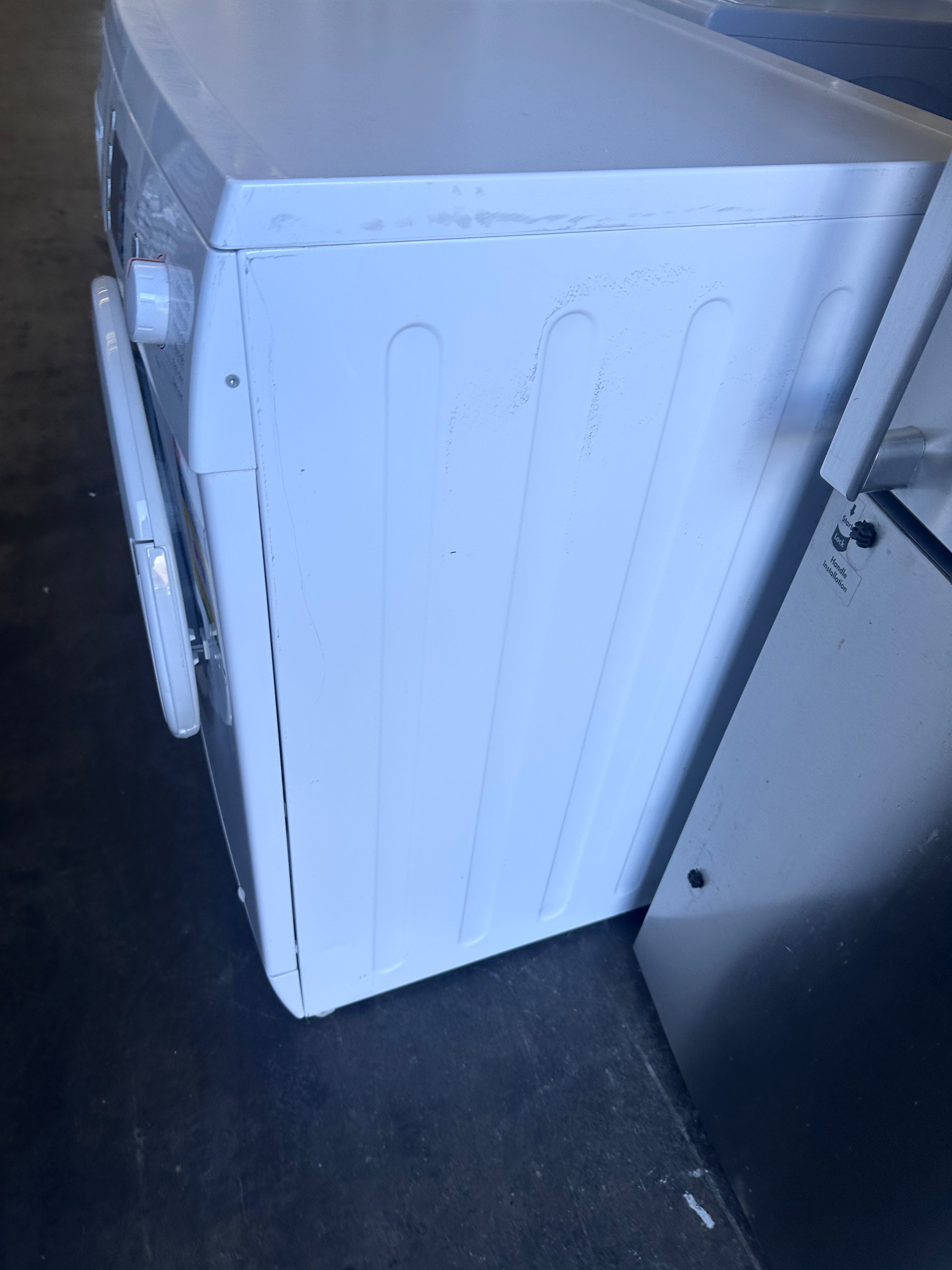 Refurbished Bosch 7kg Front Load Washing Machine - Energy Efficient & Quiet Operation for Apartments, Small Homes & Laundry Rooms