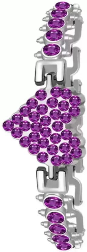 Stylish Analog Square Dial Watch for Women & Teen Girls - Heart Bracelet Design - Perfect Gift for Her - Ideal for Casual Wear, Date Nights & Special Occasions