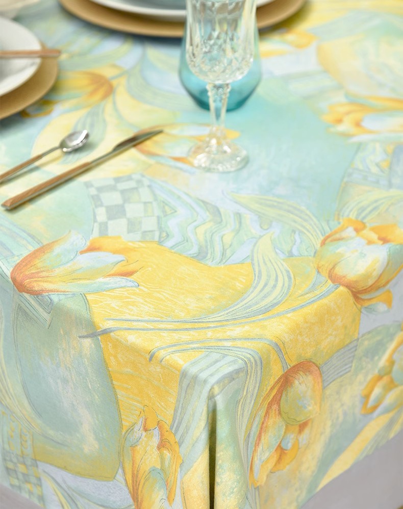 Country Farmhouse Tablecloth - Extra Large Rectangle Dining Table Cover with Tulip Flowers, Rustic Kitchen Tablecloth for Round or Square Tables | Perfect for Farmhouse Decor, Dinner Parties & Holiday Gatherings