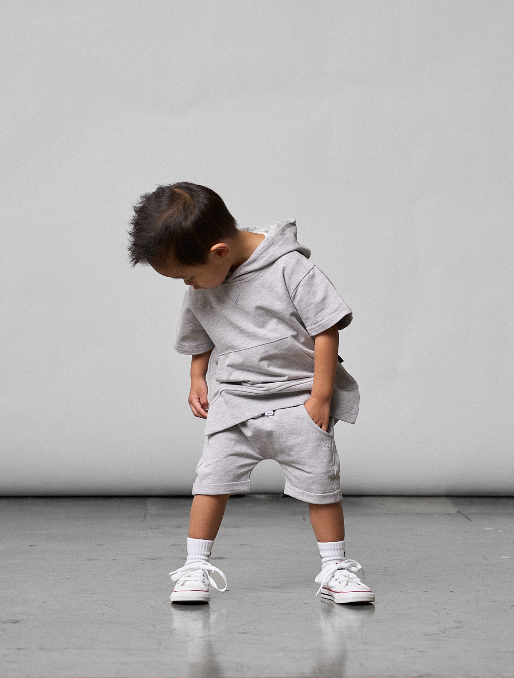 Men's Casual Short Sleeve Hoodie - Light Grey Pullover for Streetwear & Lounge Wear | Gym, Running, Outdoor Activities