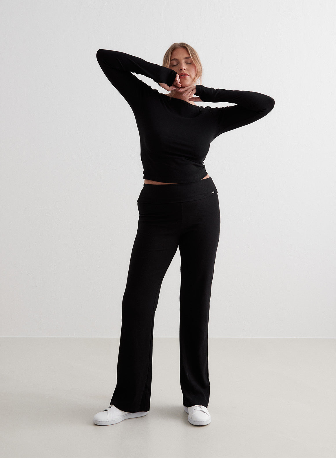 Black Ribbed Long Sleeve T-Shirt for Women - Stretchy Comfort Fit Casual Top for Layering, Workout & Everyday Wear