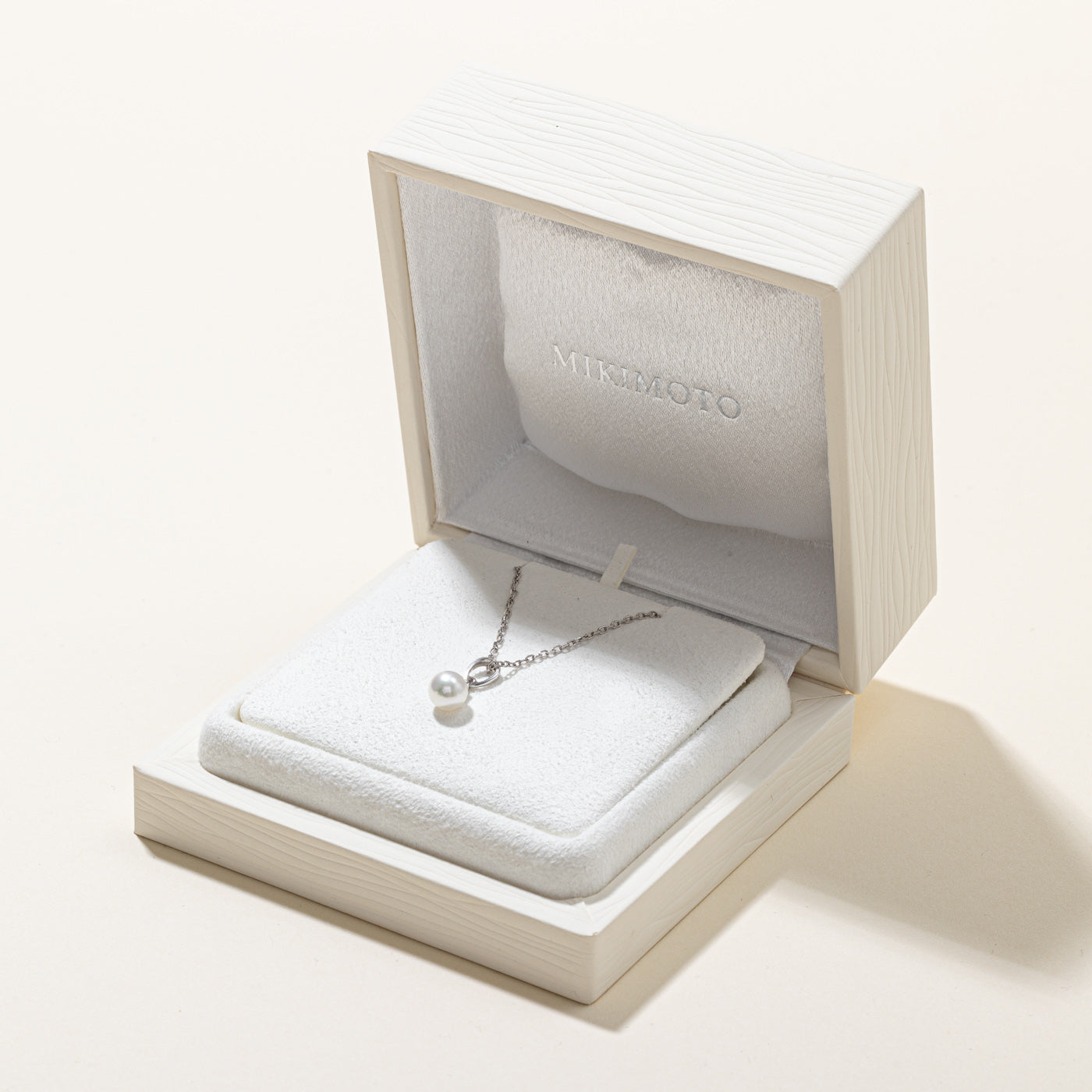 Mikimoto 6.5mm Pearl & 0.03ct Diamond Pendant Necklace - Elegant Jewelry Gift for Women, Perfect for Weddings, Anniversaries & Special Occasions