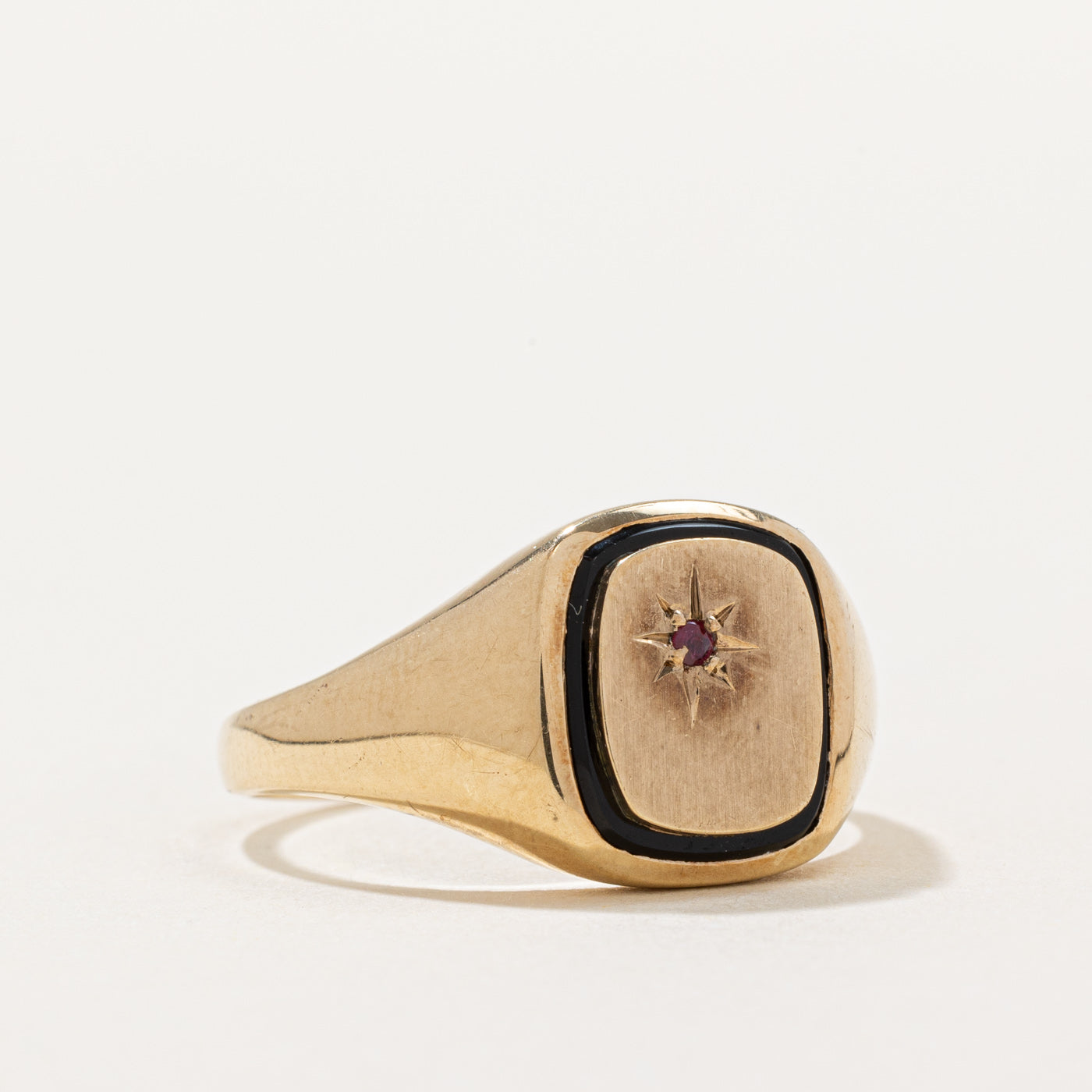 Ruby & Black Onyx Signet Ring - 0.02ct Diamond & 1.50ct Onyx - Size 10 - Elegant Men's Jewelry for Formal Events & Gifts