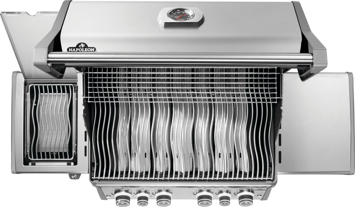 Napoleon Rogue PRO 525 SIB Stainless Steel Gas Grill - Outdoor BBQ Grill for Backyard, Patio & Tailgating | Heavy-Duty Construction | Perfect for Grilling, Smoking & Entertaining