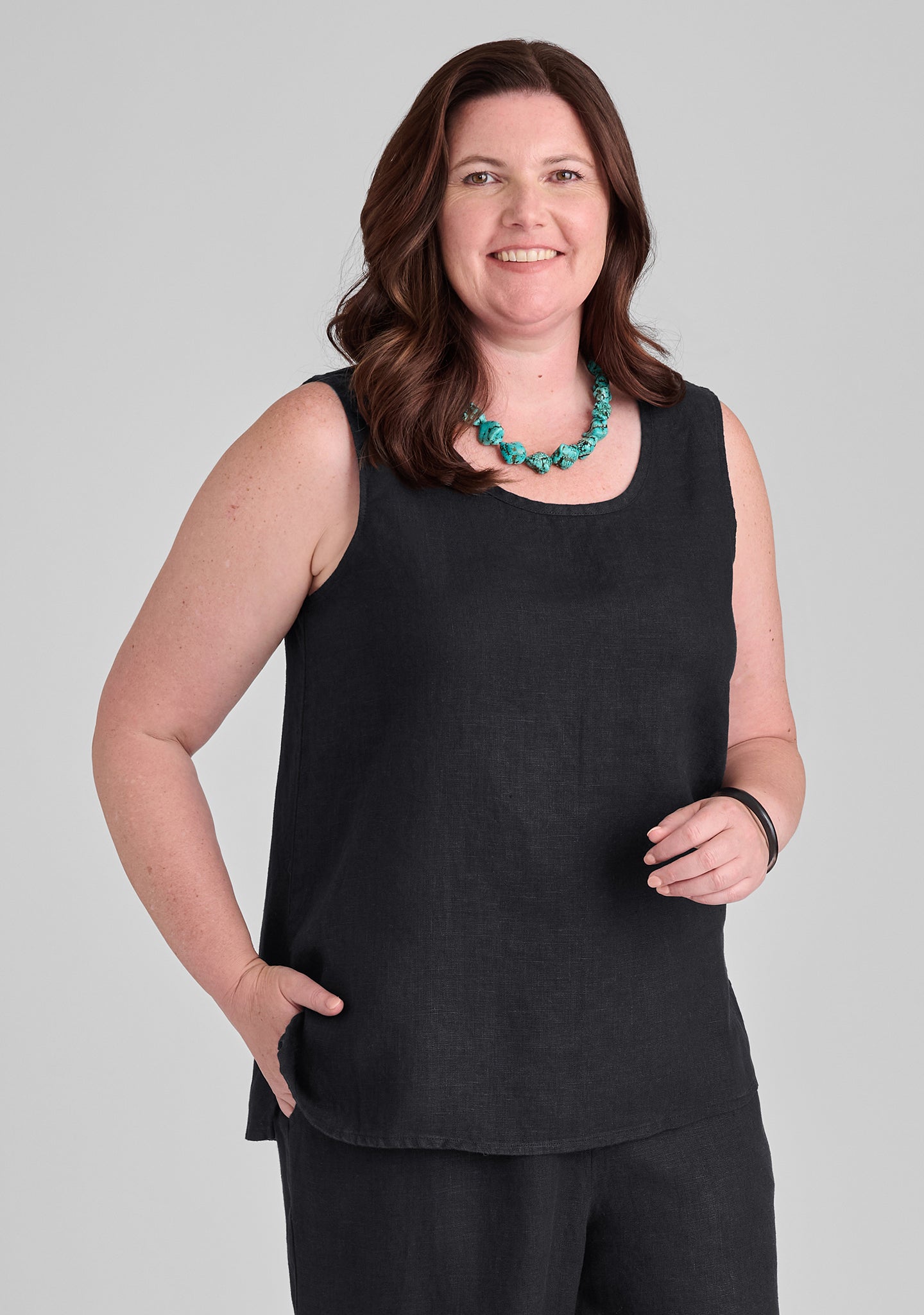 Essential Linen Tank Top for Women - Soft Breathable Summer Casual Wear - Perfect for Yoga, Beach, and Everyday Outfits