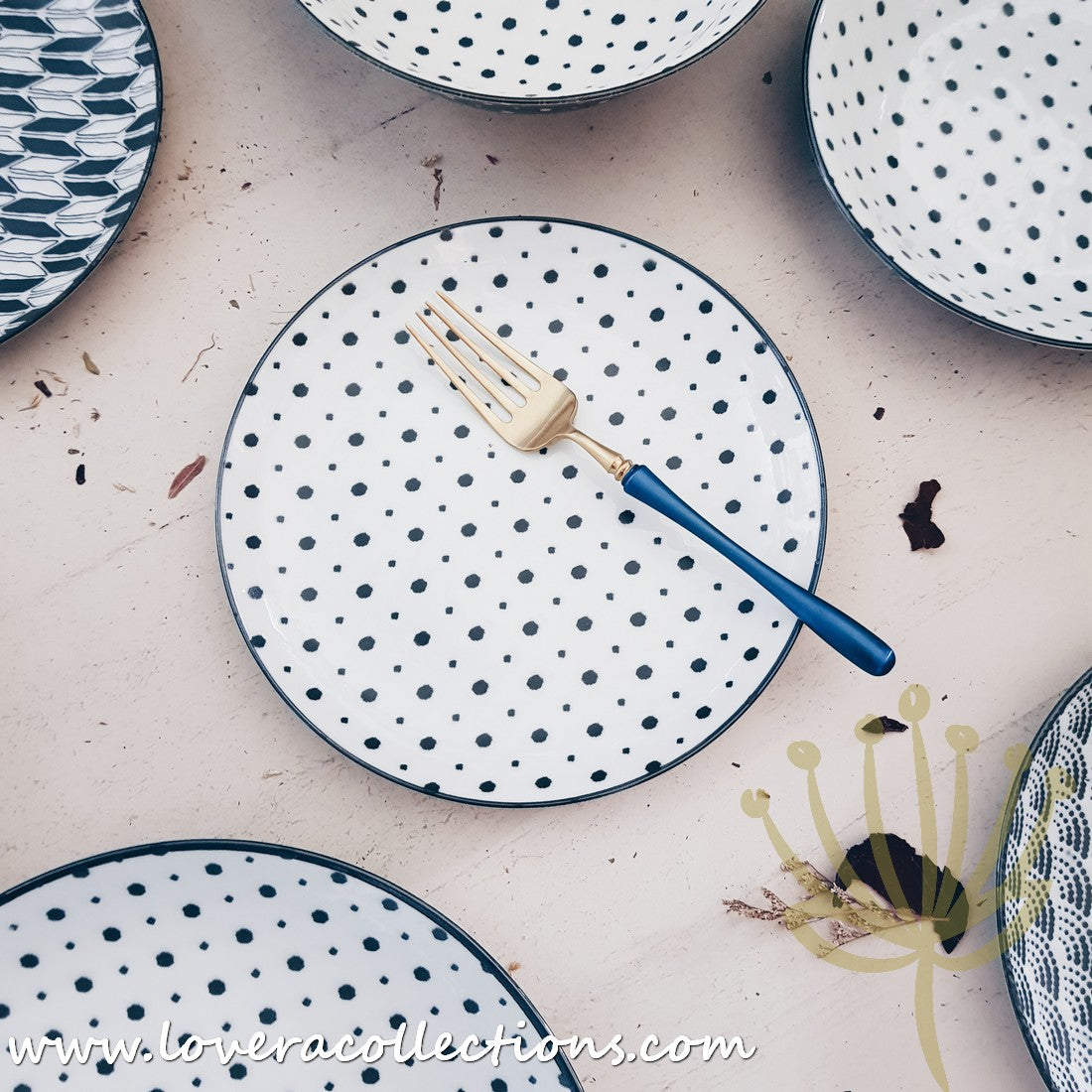 Awasaka Black & White Modern Dots Dinnerware Set - 12-Piece Porcelain Plates & Bowls for Stylish Dining - Perfect for Dinner Parties, Restaurant-Style Meals & Home Decor