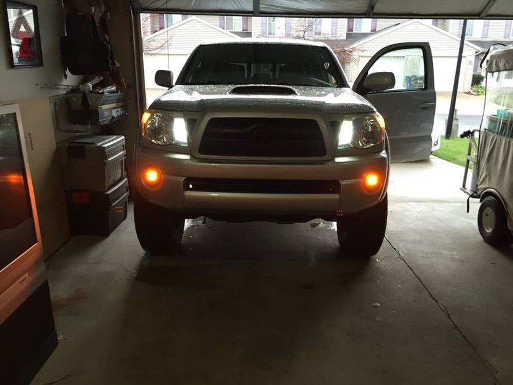 3K Amber LED Pod Lights - 24W CREE Chip Flush Mount Cube Light for Truck, Jeep, Off-Road & ATV - Perfect for Night Driving, Foggy Conditions & Off-Road Adventures