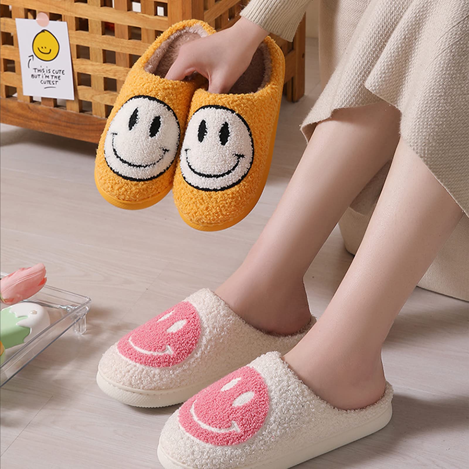 Beishani Happy Face Slippers for Women - Retro Smiley Plush House Shoes - Soft & Warm Indoor/Outdoor Slip-On Slippers - Perfect for Lounge, Dorm, Spa & Home Comfort