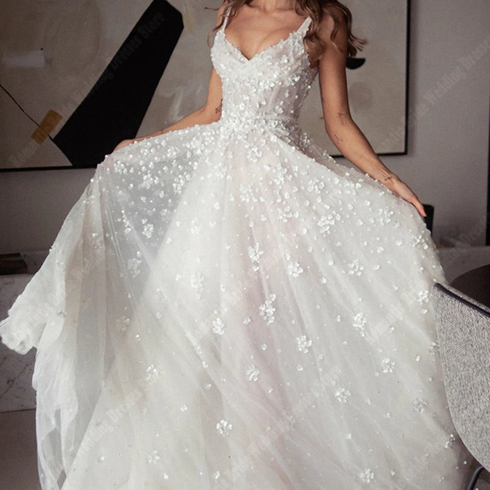 Elegant Sleeveless A-Line Tulle Wedding Dress | Princess Style Floor-Length Gown for Brides | Perfect for Church, Beach & Garden Weddings
