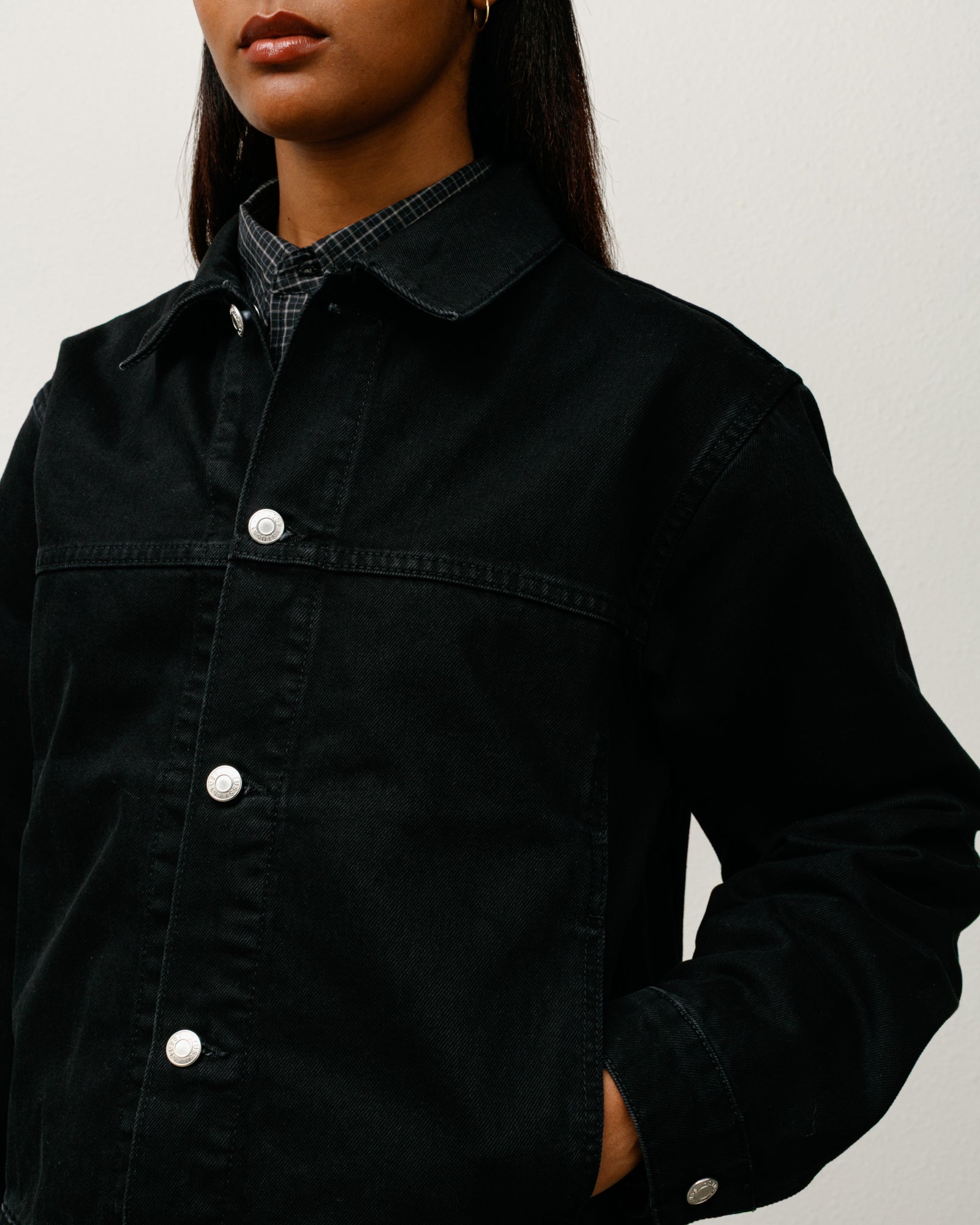 Men's Vintage Denim Trucker Jacket - Classic Blue Jean Jacket for Casual Wear & Outdoor Adventures
