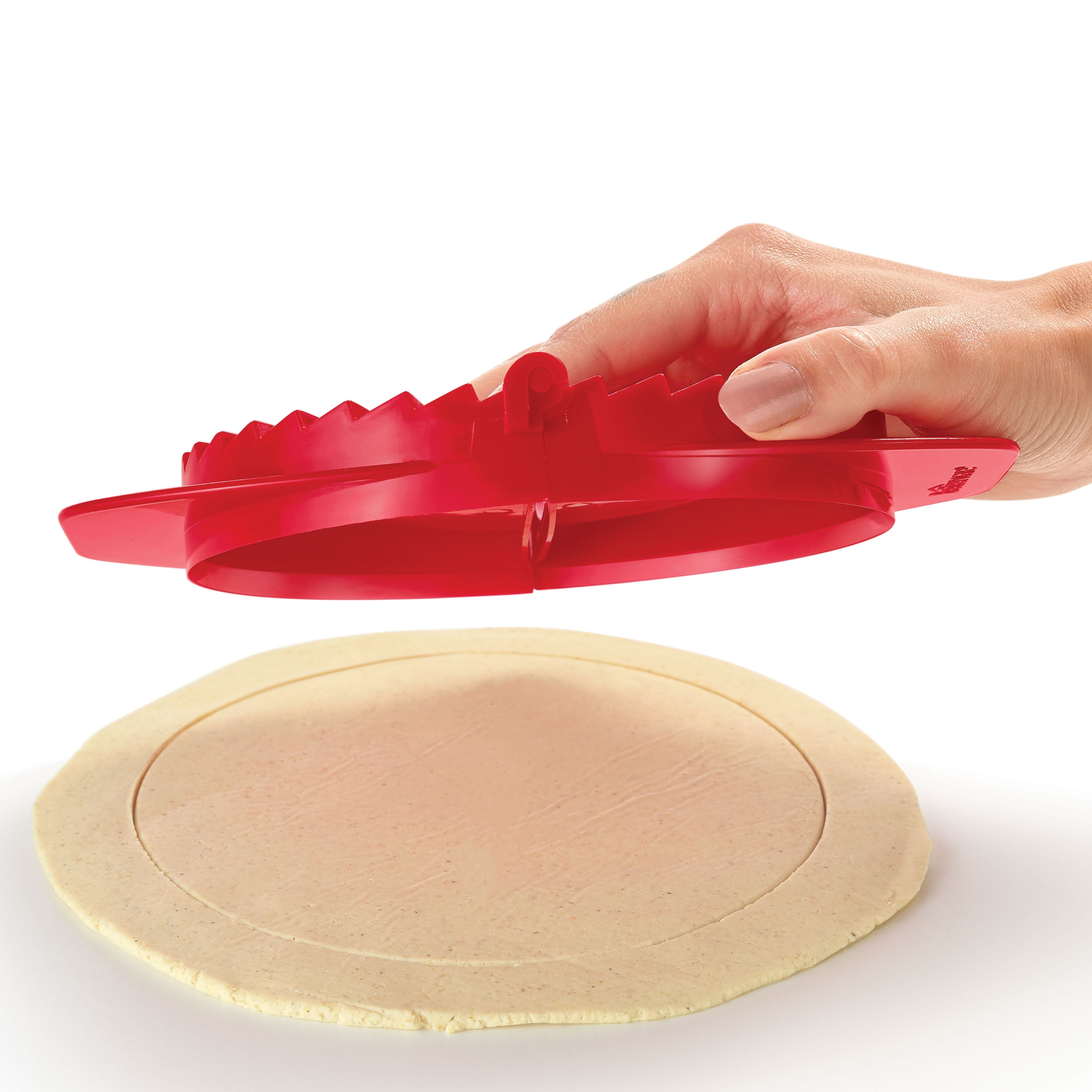 Best Empanada Maker for Homemade Empanadas - Easy to Use Dough Press & Pastry Maker - Perfect for Parties, Snacks & Latin American Cuisine