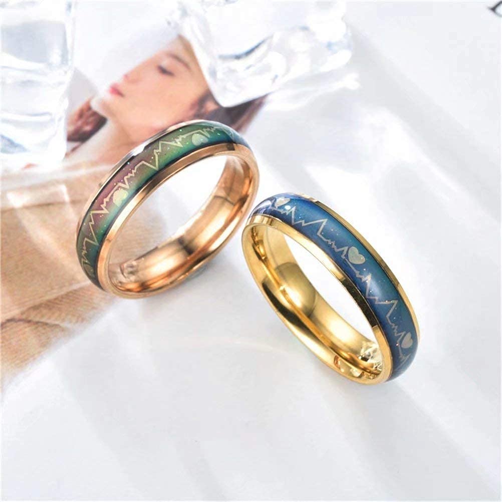 6MM 316L Stainless Steel Heartbeat Pattern Temperature Sensitive Color Changing Wedding Band Mood Ring for Men & Women - Perfect for Couples, Anniversary Gifts, and Unique Fashion Accessories