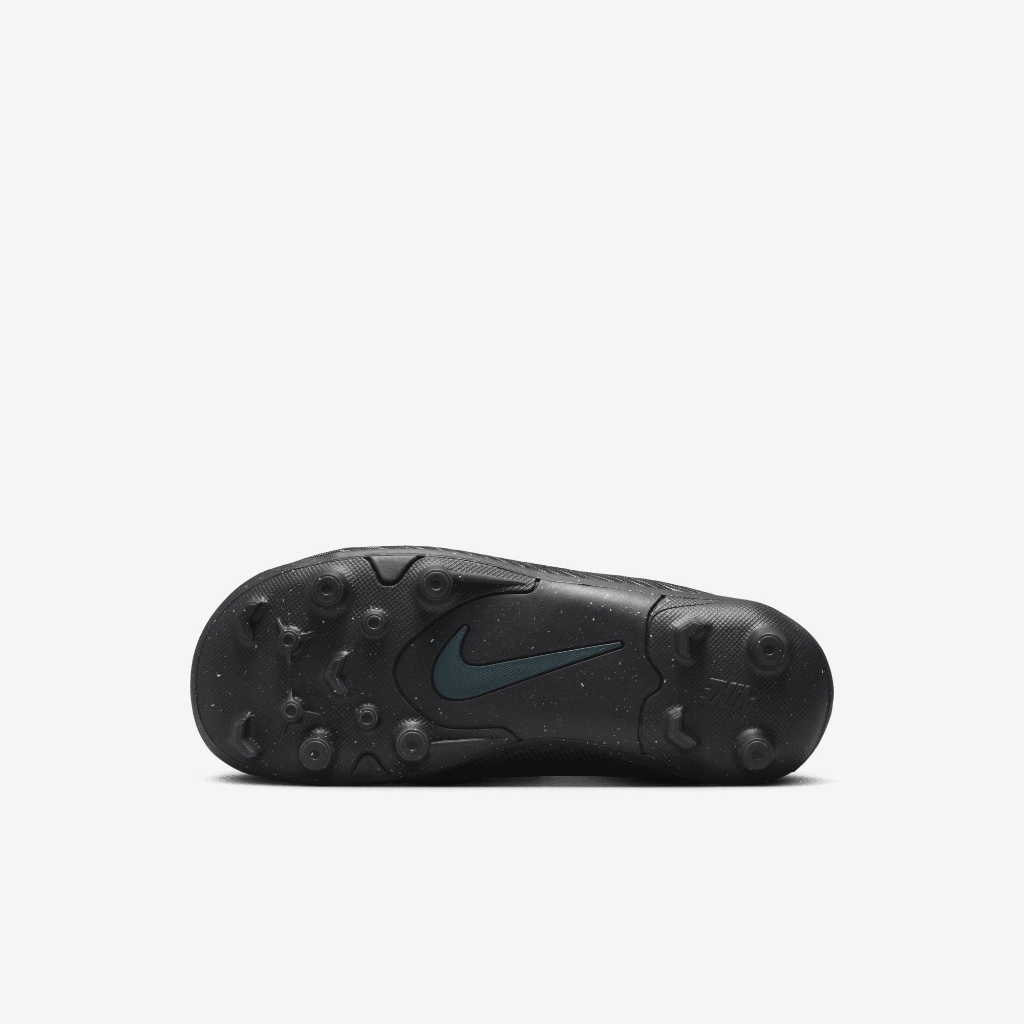 Nike Jr. Mercurial Vapor 16 Club Soccer Cleats - Lightweight Youth Football Shoes for Boys & Girls - Perfect for Training, Matches & Outdoor Play