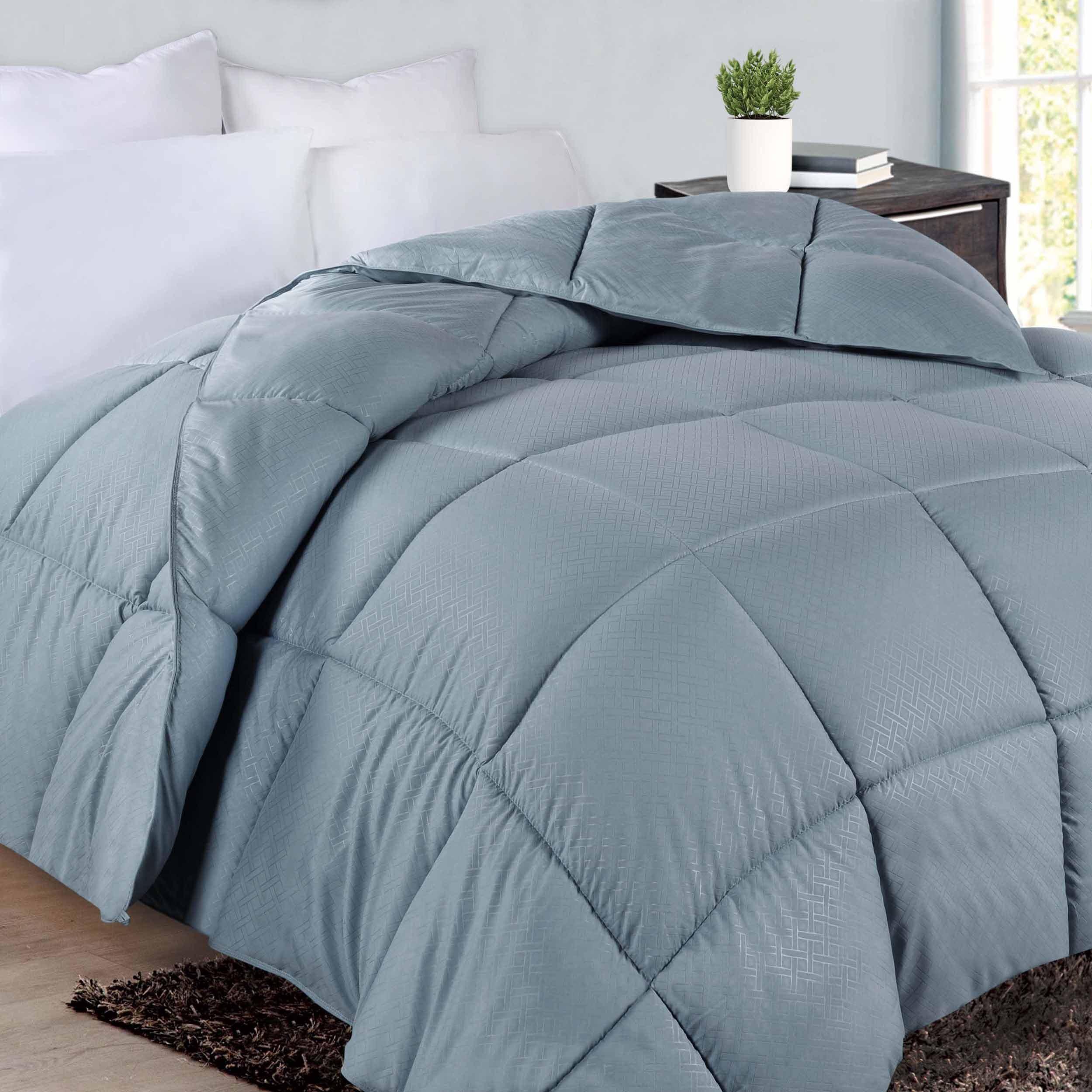 Luxury Basketweave Plush Down Alternative Comforter - Hypoallergenic & Breathable All-Season Bedding for Master Bedroom, Guest Room & Dorm