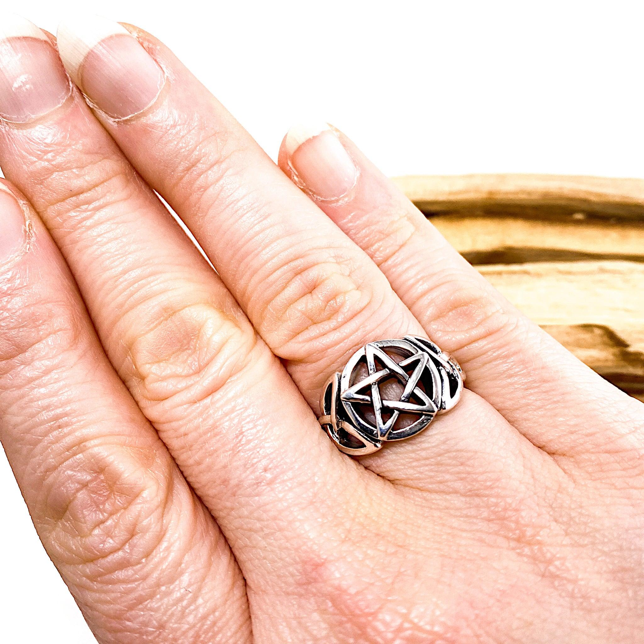Pentagram Pentacle Triquetra Sterling Silver Ring RG150 - Witchcraft, Wiccan Jewelry for Pagan Rituals & Spiritual Protection