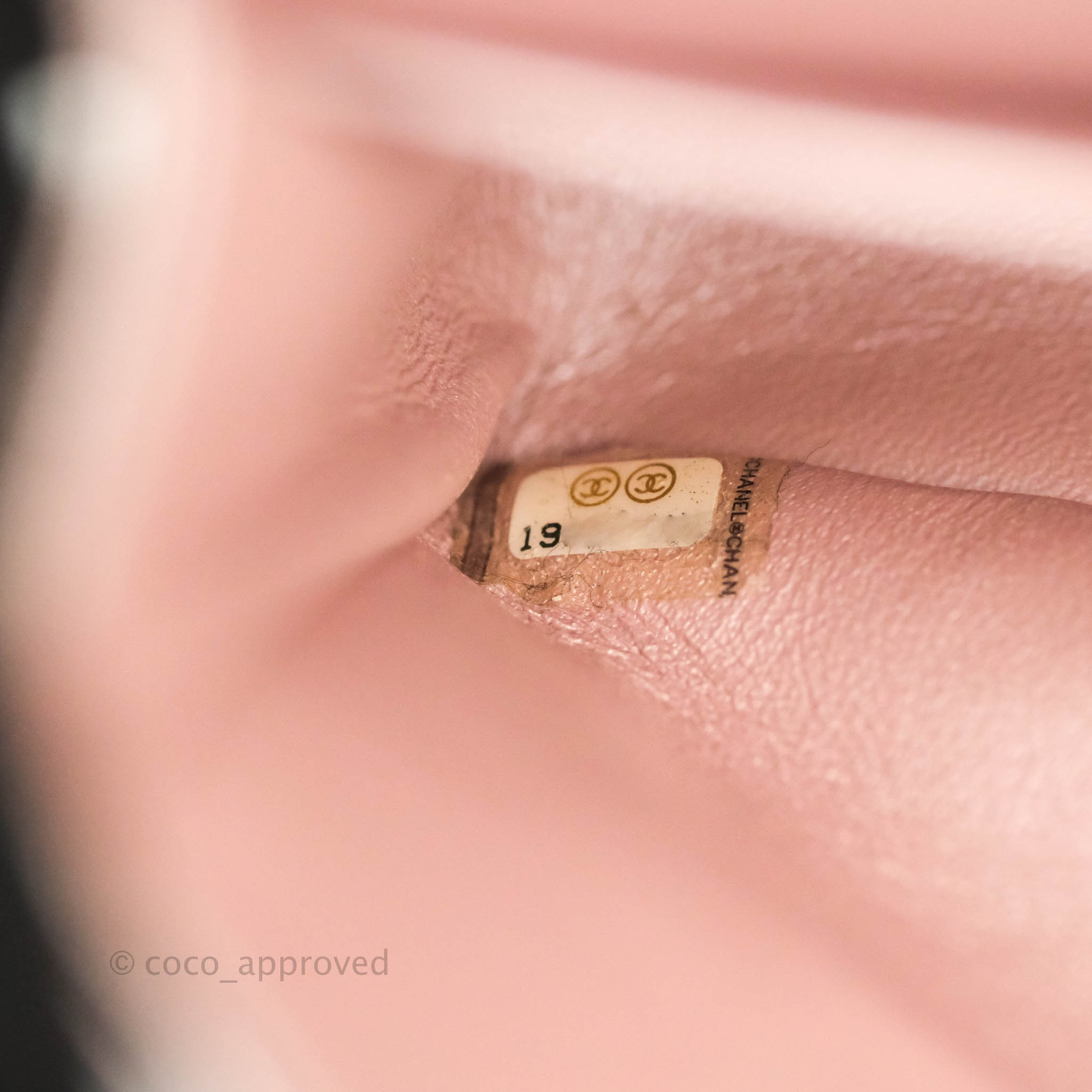 Chanel Classic M/L Medium Double Flap Bag in Rose Gold Pink Lambskin with Gold Hardware - Luxury Handbag for Women, Perfect for Parties, Weddings & Special Occasions