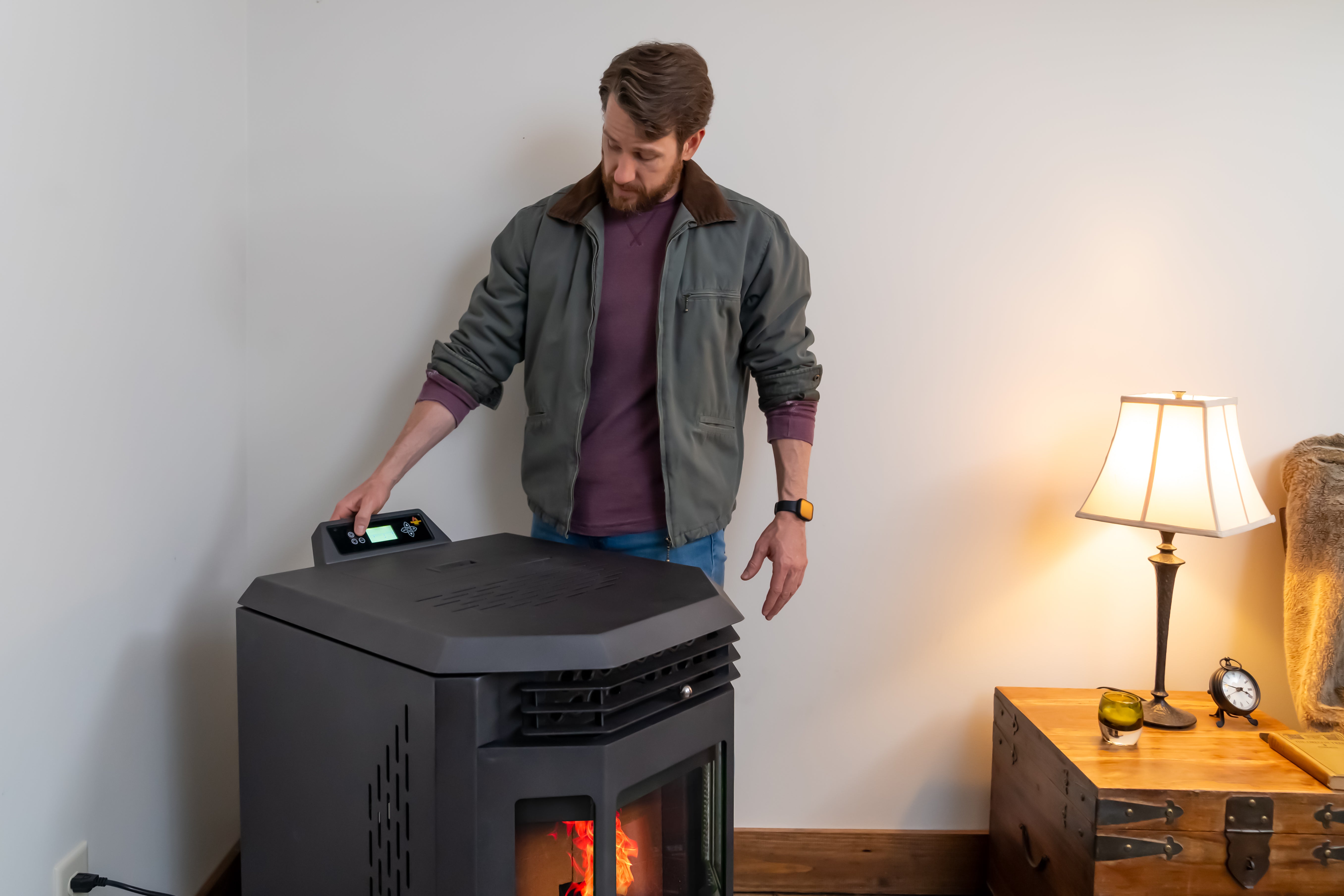 ComfortBilt HP22 Pellet Stove - Black Energy Efficient Heating Stove for Home, Cabin & RV | Eco-Friendly Wood Pellet Burner with High Heat Output