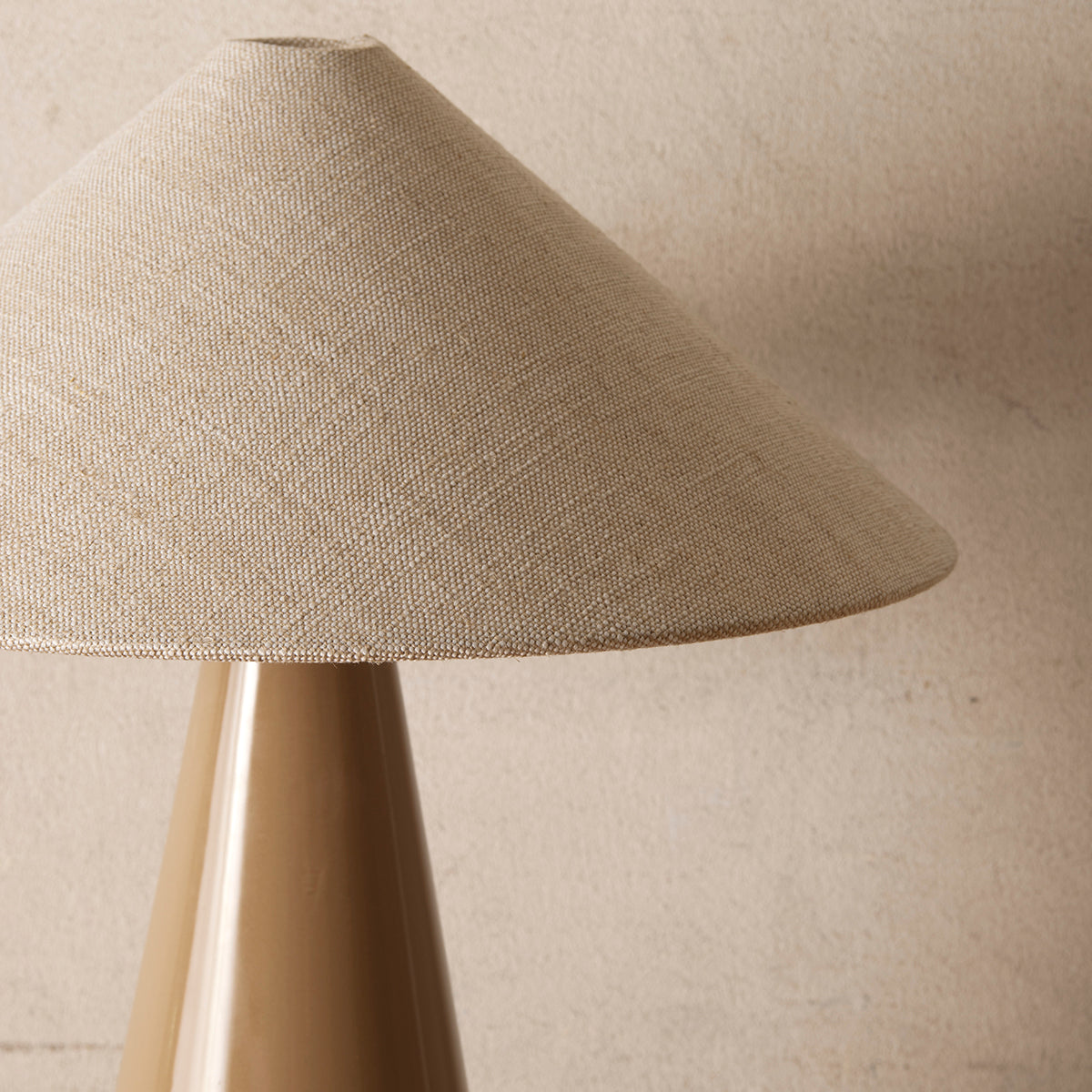 Bonnie Table Lamp - Modern LED Bedside Lamp with USB Port, Touch Control & Adjustable Brightness for Bedroom, Living Room & Office - Perfect for Reading, Working & Relaxing