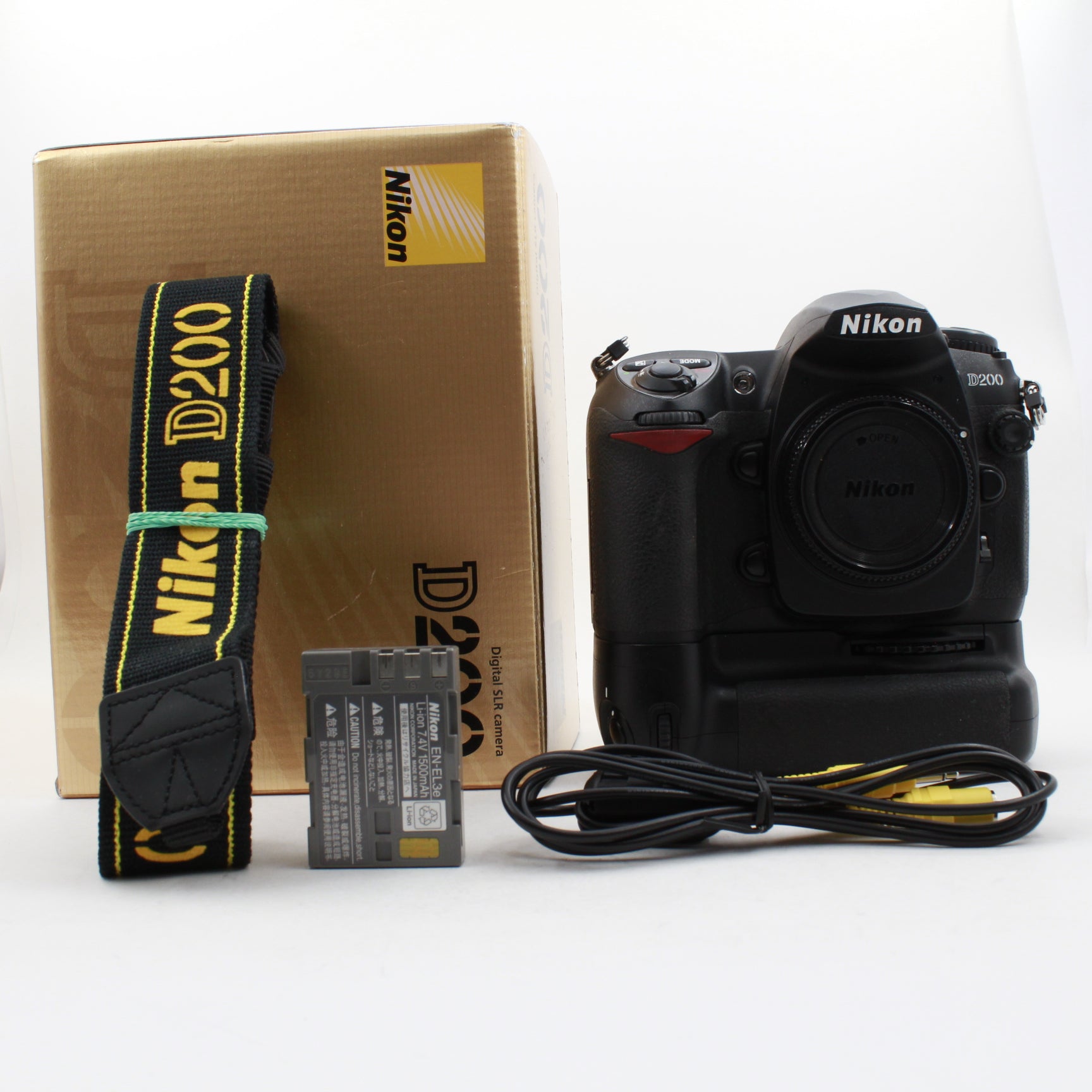 Refurbished Nikon D200 DSLR Camera Body with MB-D200 Battery Grip - Professional Digital Photography for Portraits, Events & Travel